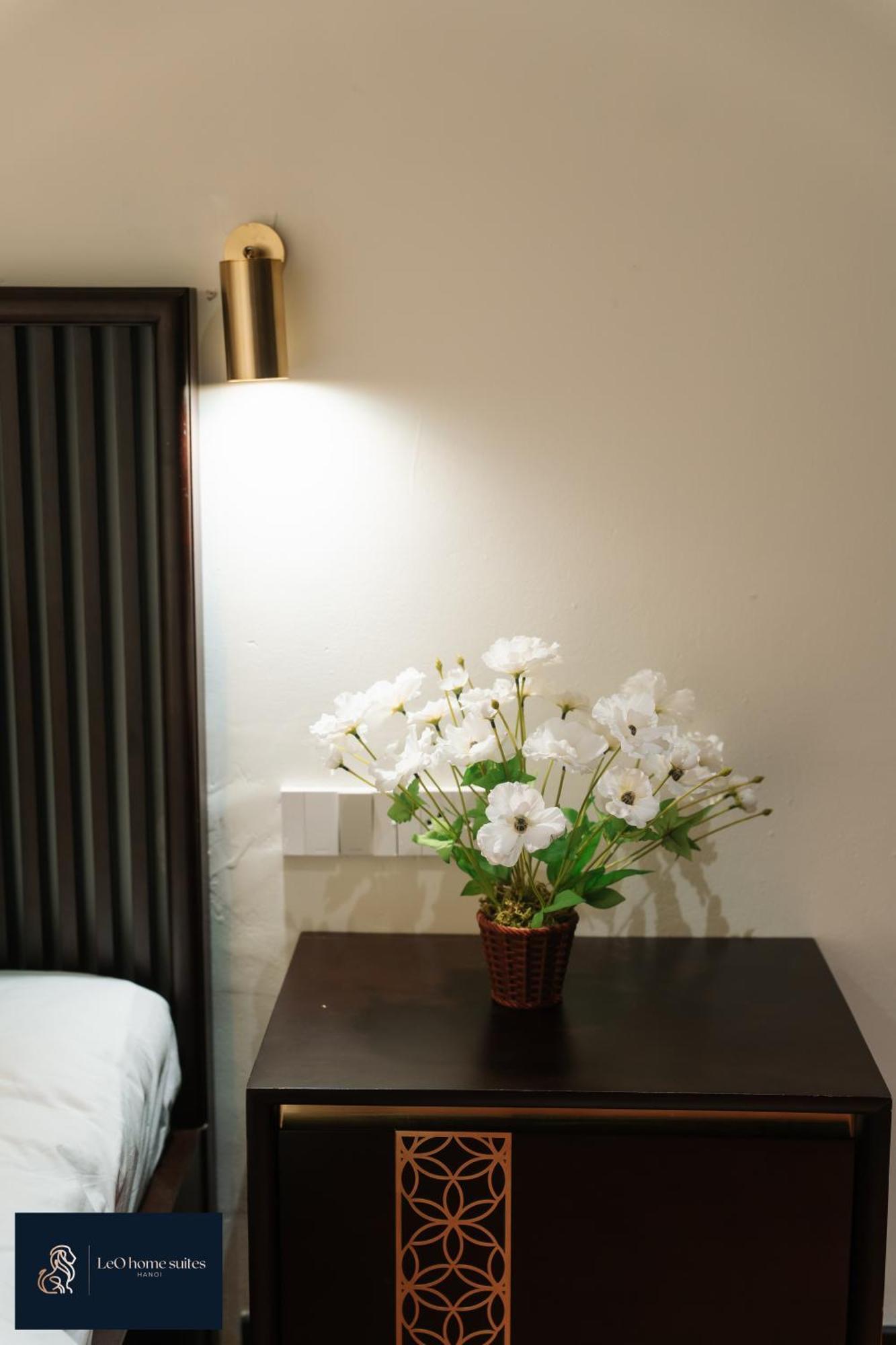 -natural Light -projector -spacious - 2br Incenter Apartment Hanoi