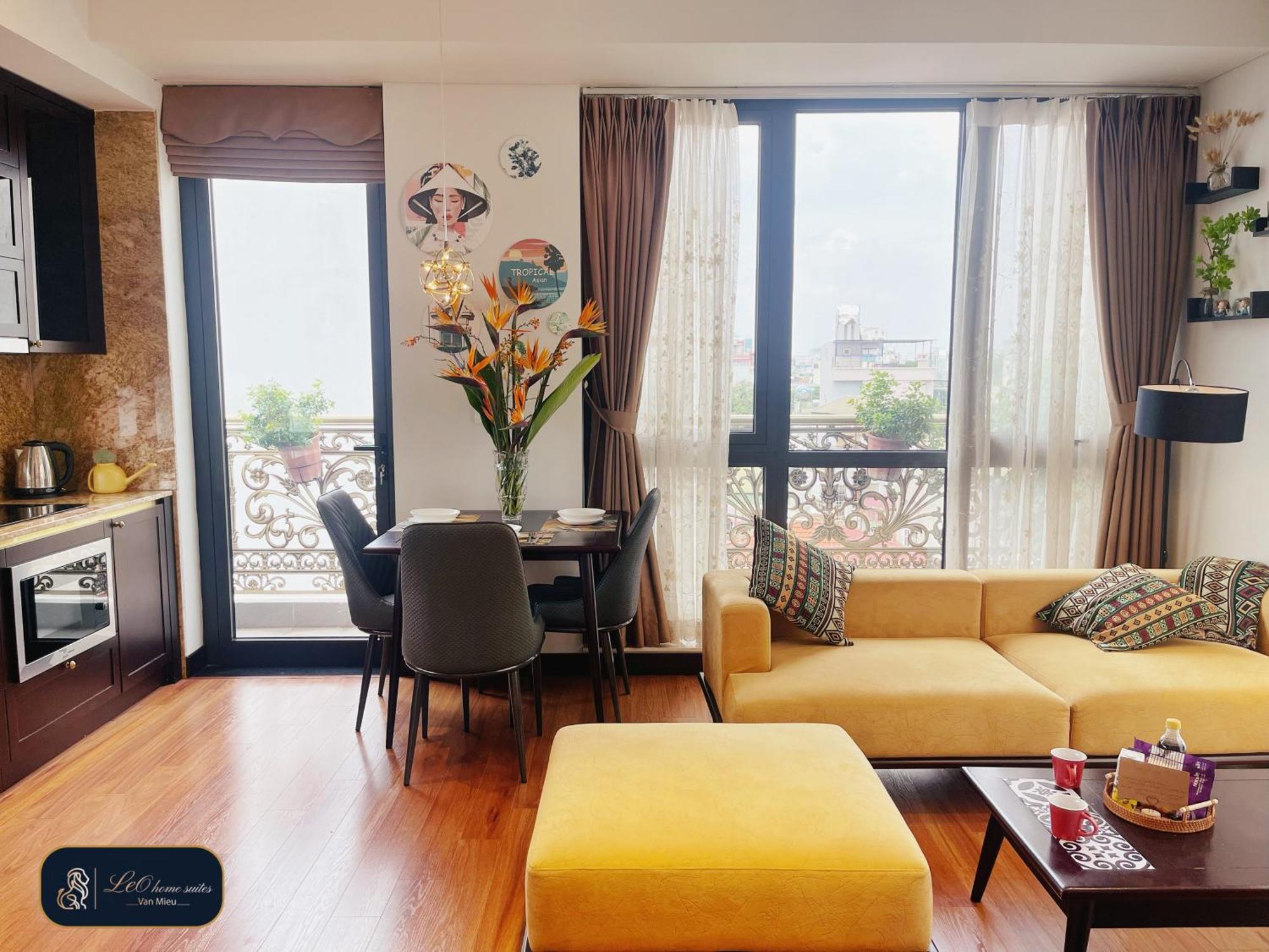 -natural Light -projector -spacious - 2br Incenter Hanoi