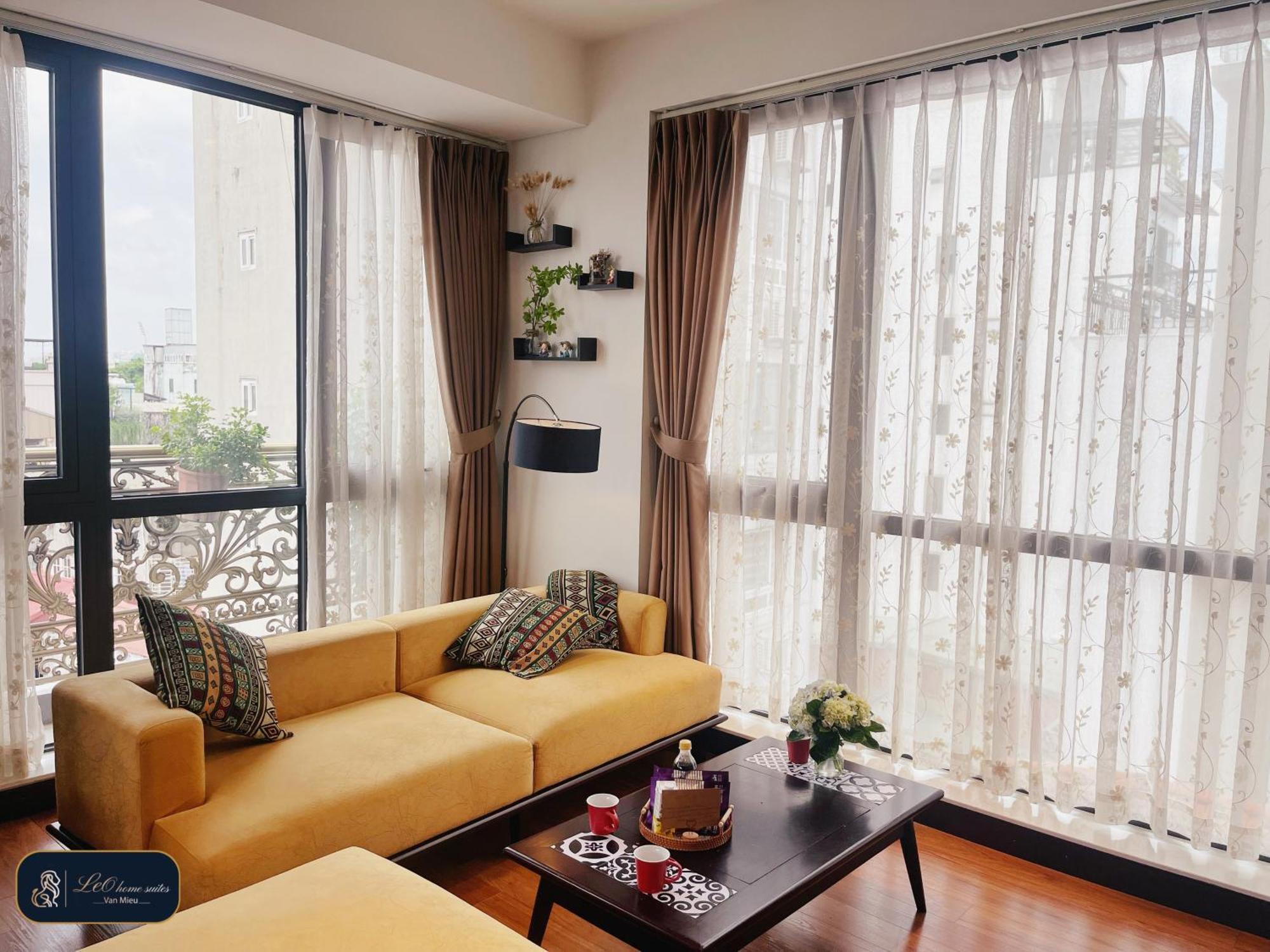 Apartment -natural Light -projector -spacious - 2br Incenter *