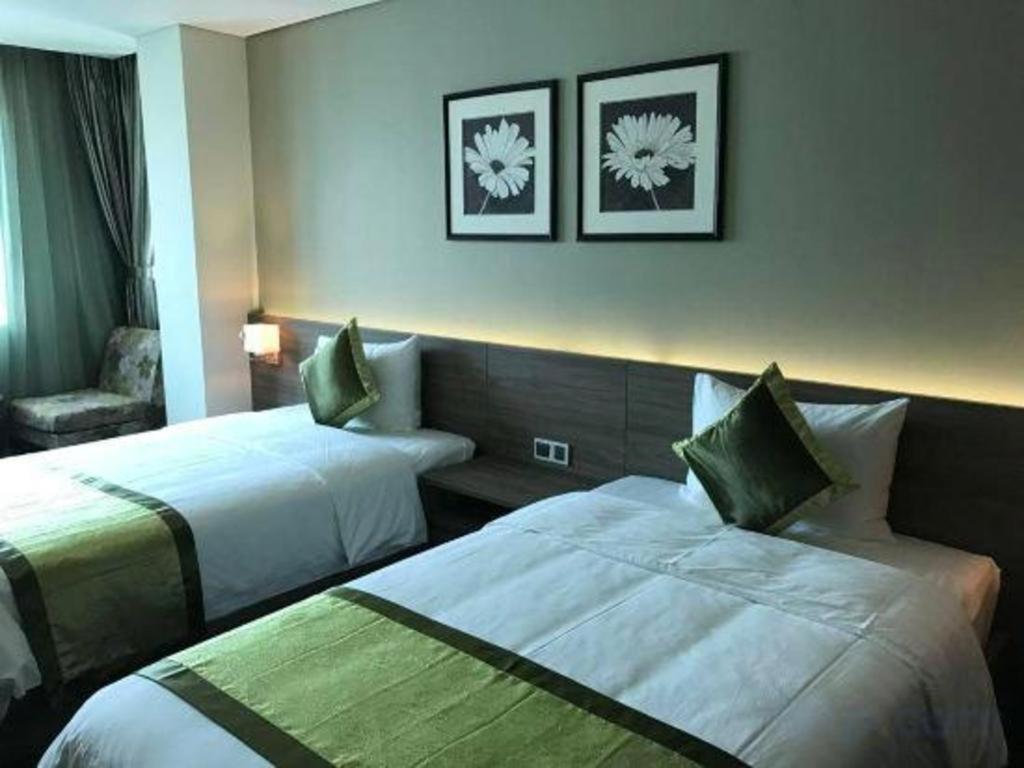 Tokyo 4* Hanoi