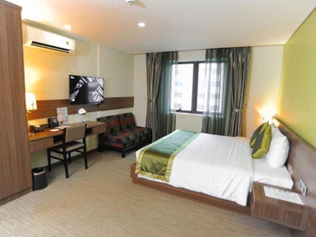 Hotel Tokyo Hanoi