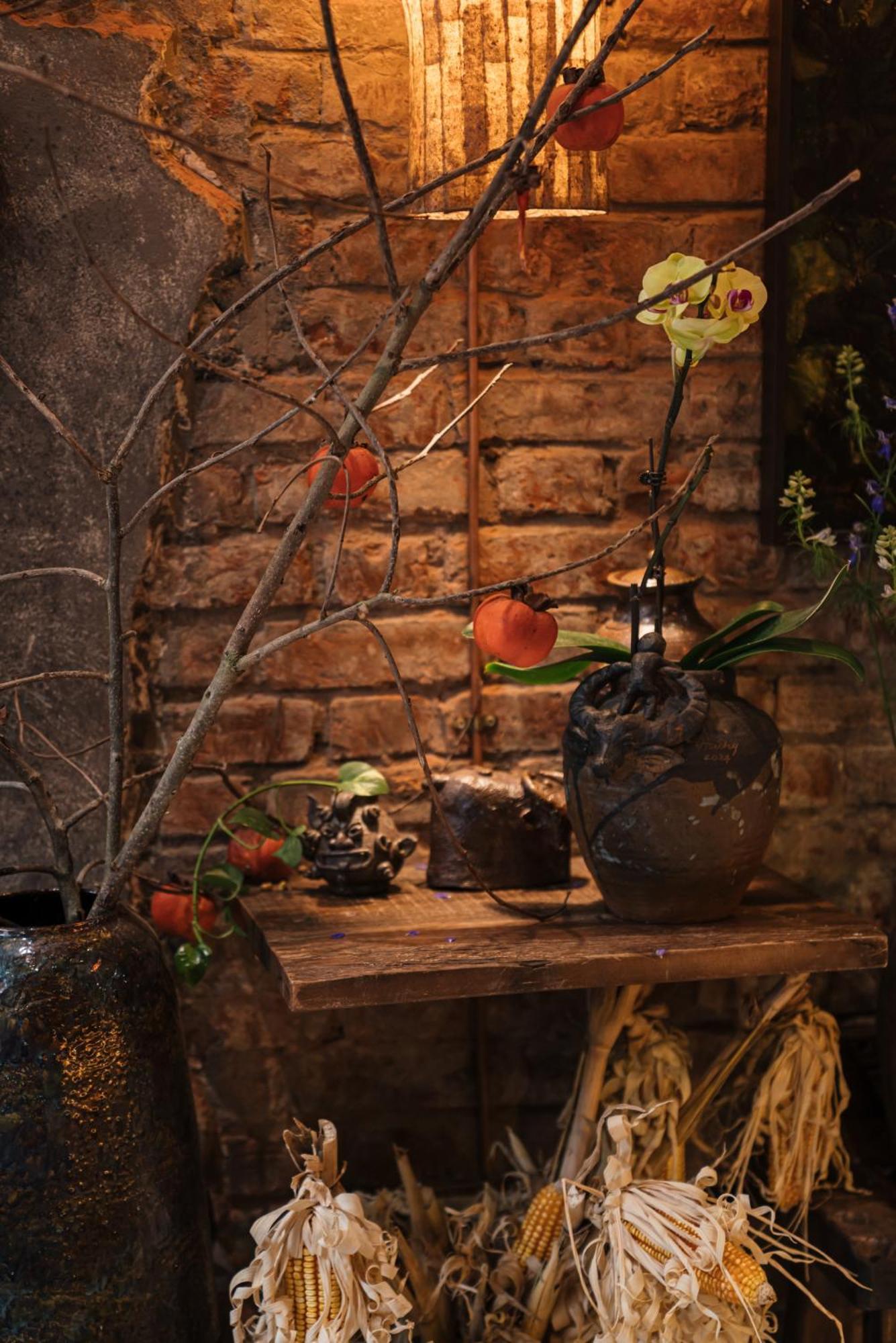 Phen Art House, Artistic Living In The Heart Of Old Quarter