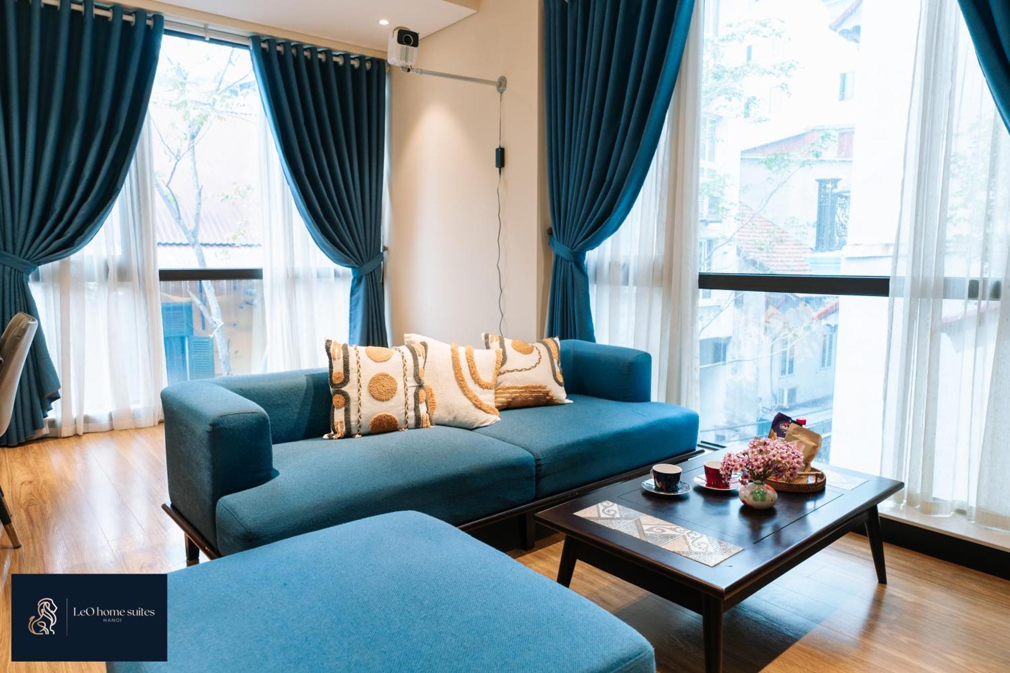 High-ser -2br - Niceview - Parking - Spacious - In Center