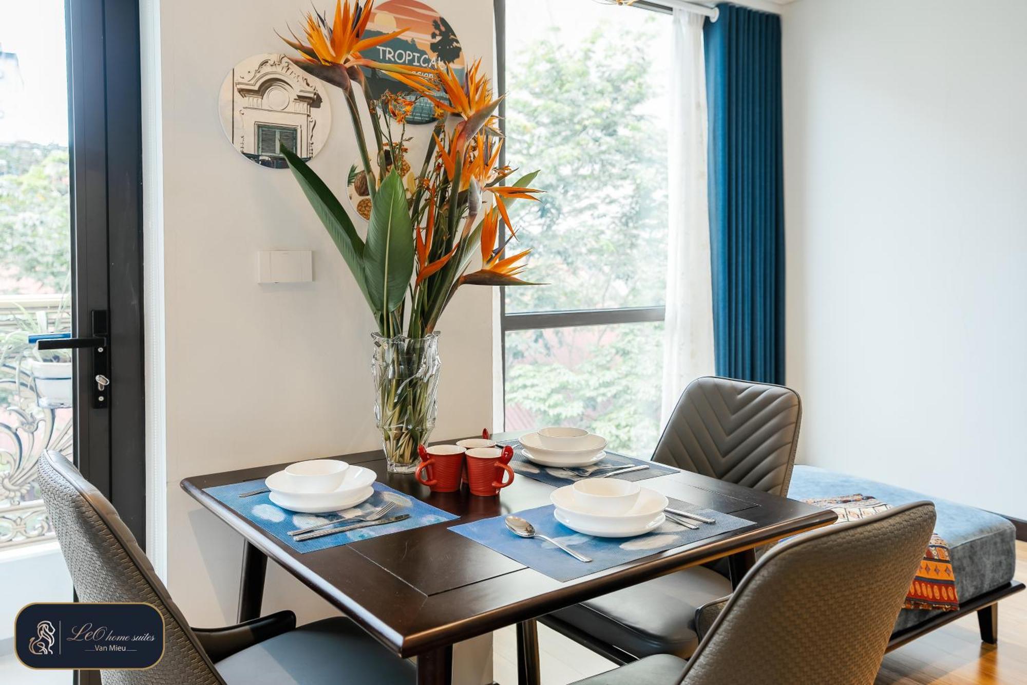 Apartment High-ser -2br - Niceview - Parking - Spacious - In Center *