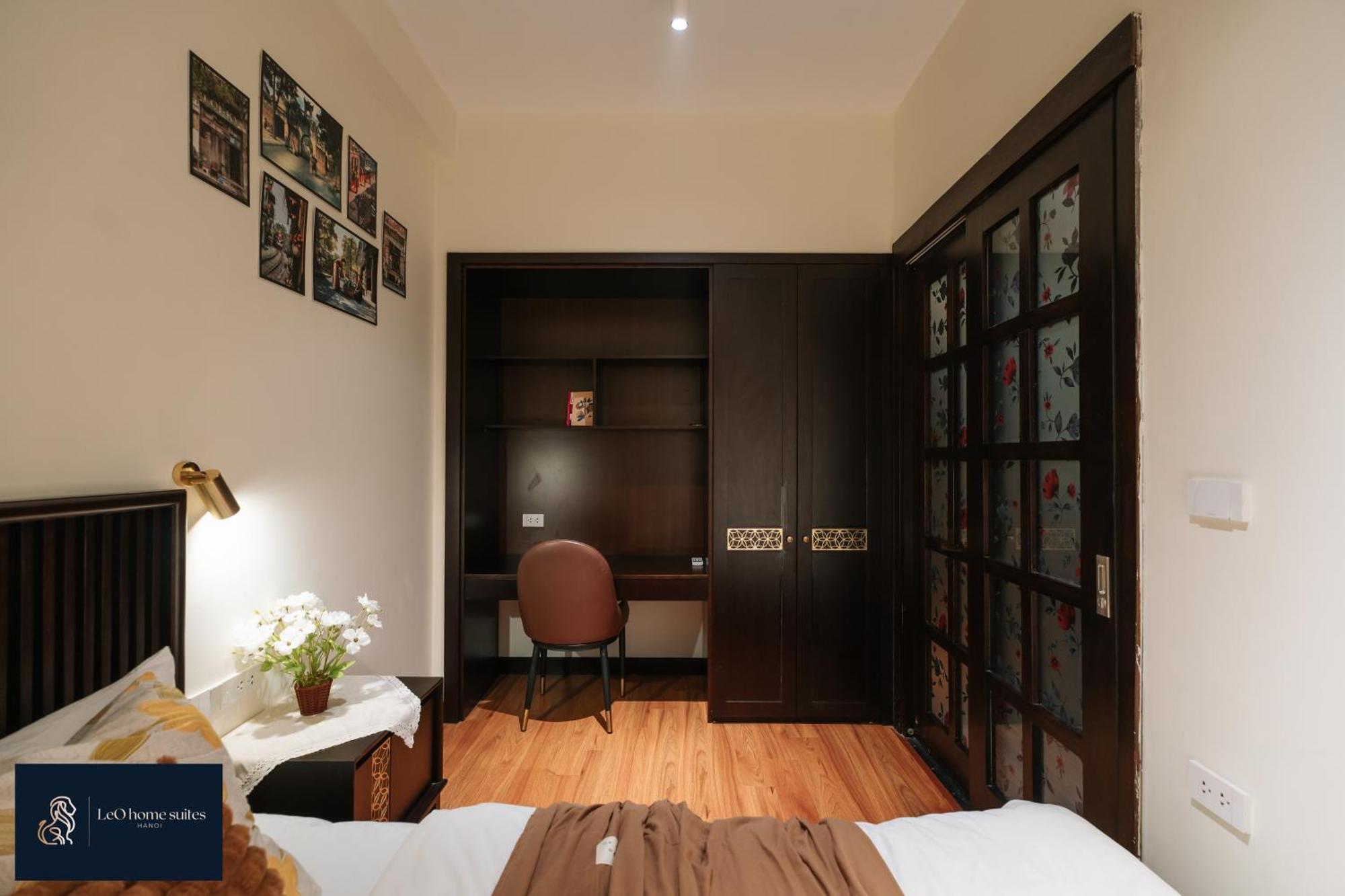 High-ser -2br - Niceview - Parking - Spacious - In Center *
