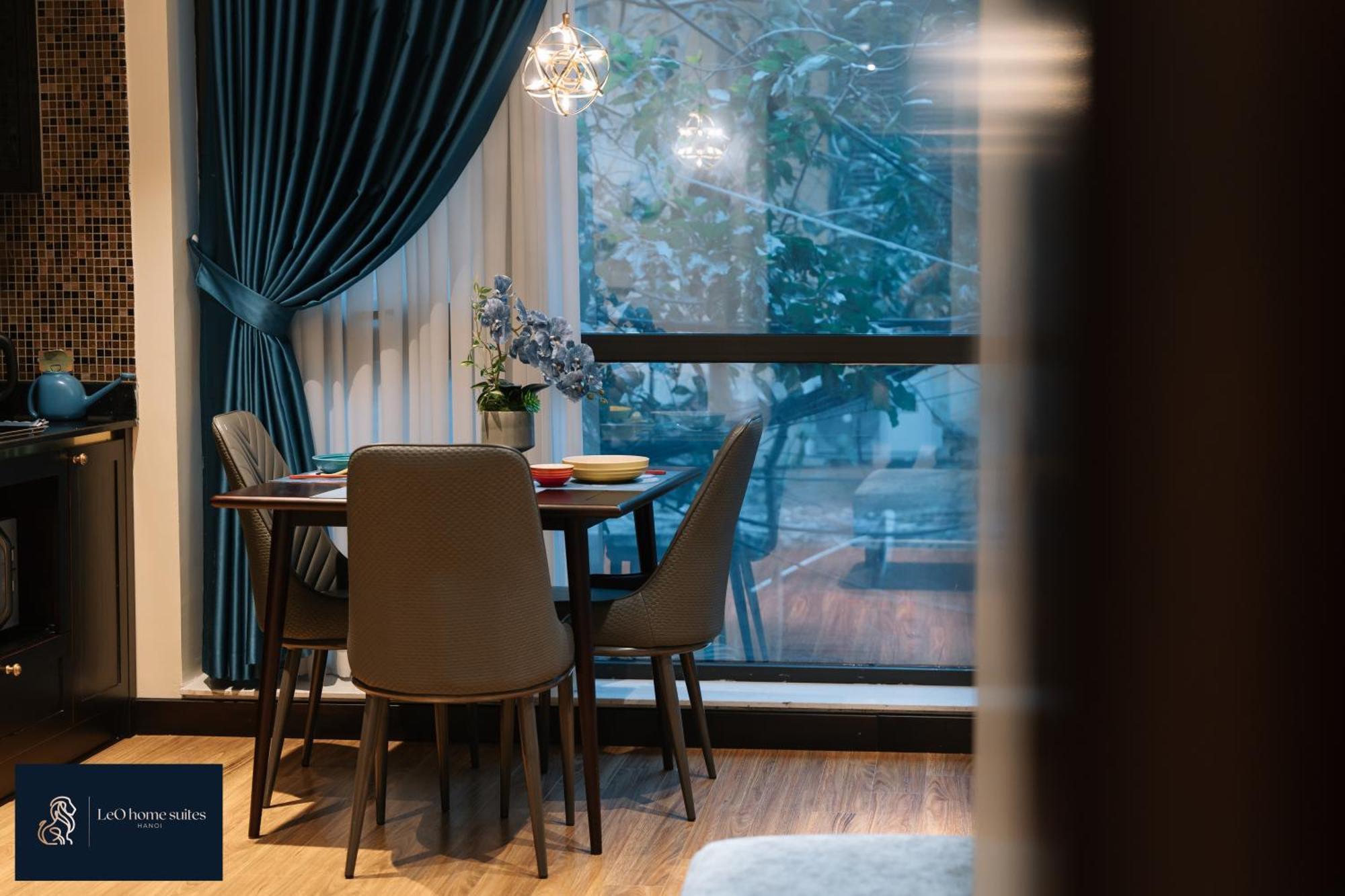 High-ser -2br - Niceview - Parking - Spacious - In Center Căn hộ Hà Nội