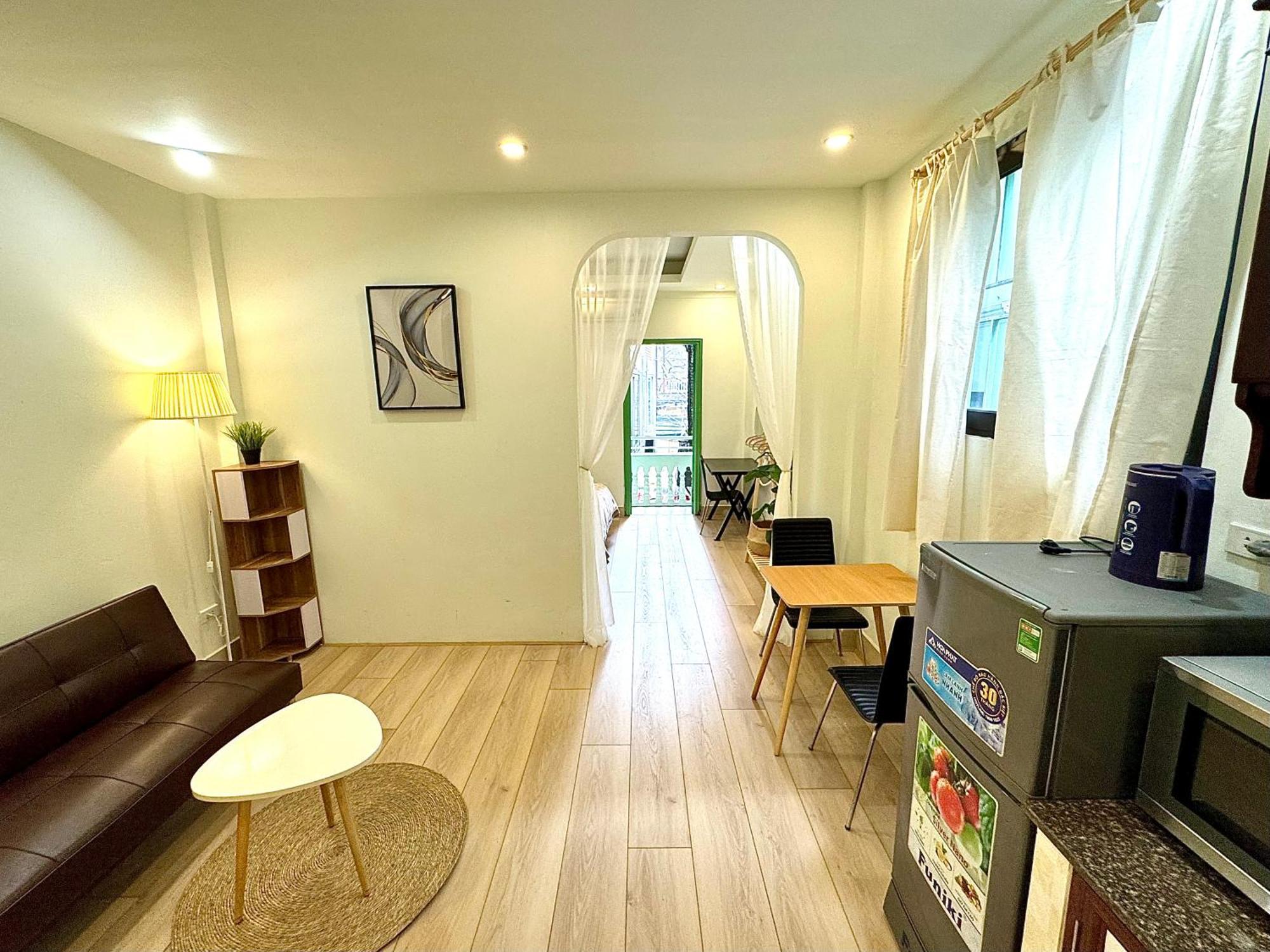 Shii Apartment