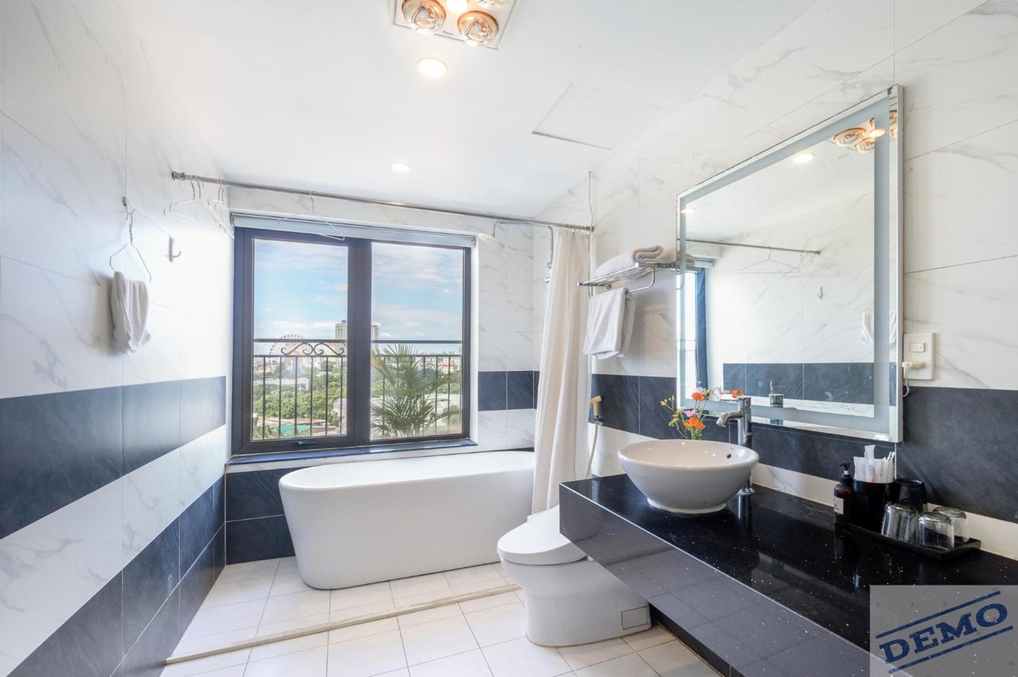 Luxe Paradise Au Co Hà Nội