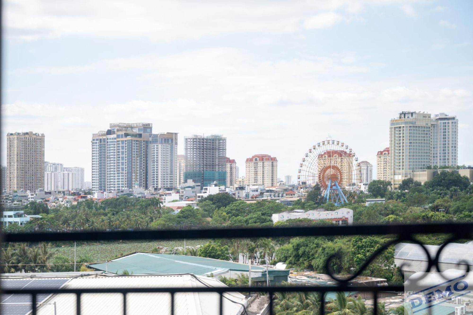 Căn hộ Luxe Paradise Au Co