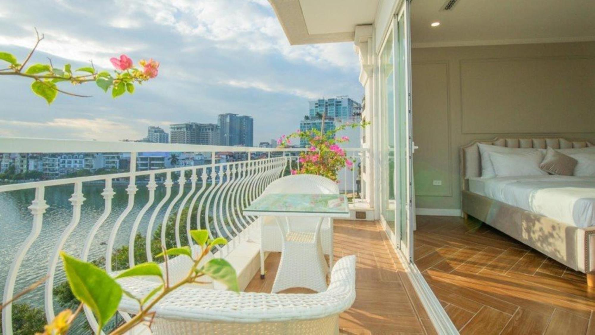 Luxe Paradise Xuan Dieu Hotel Hanoi