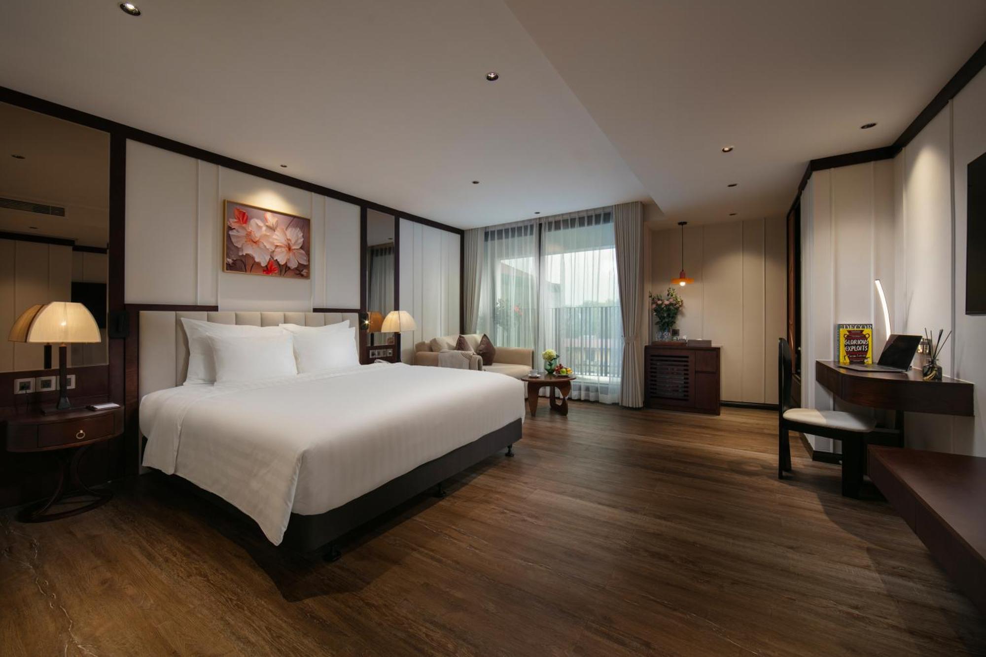 The Chi Boutique Hotel 4*