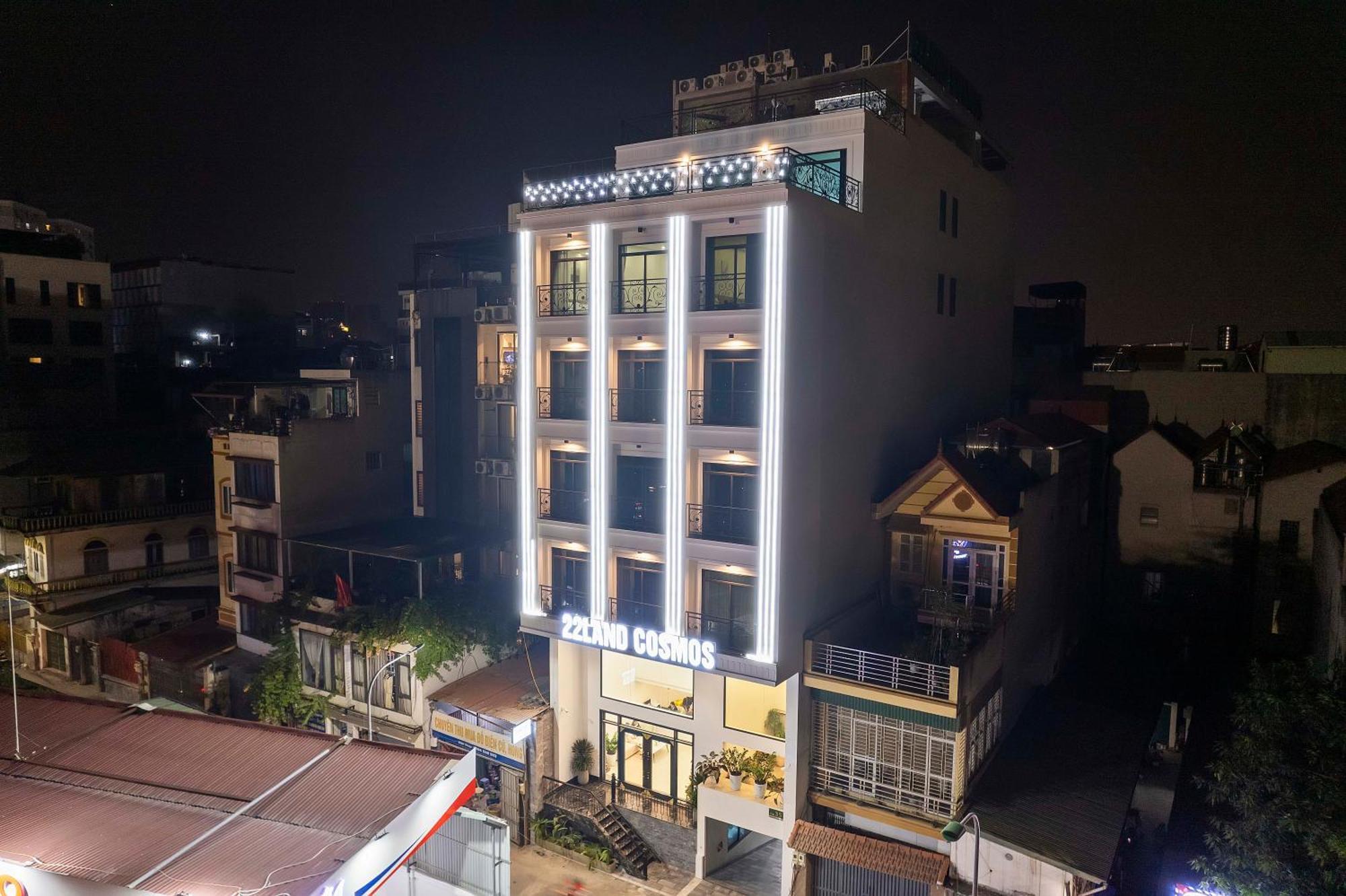 22land Cosmos Hotel