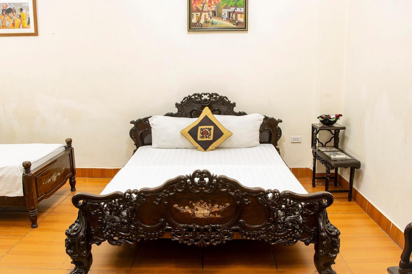 Group Nest Hotel 2*