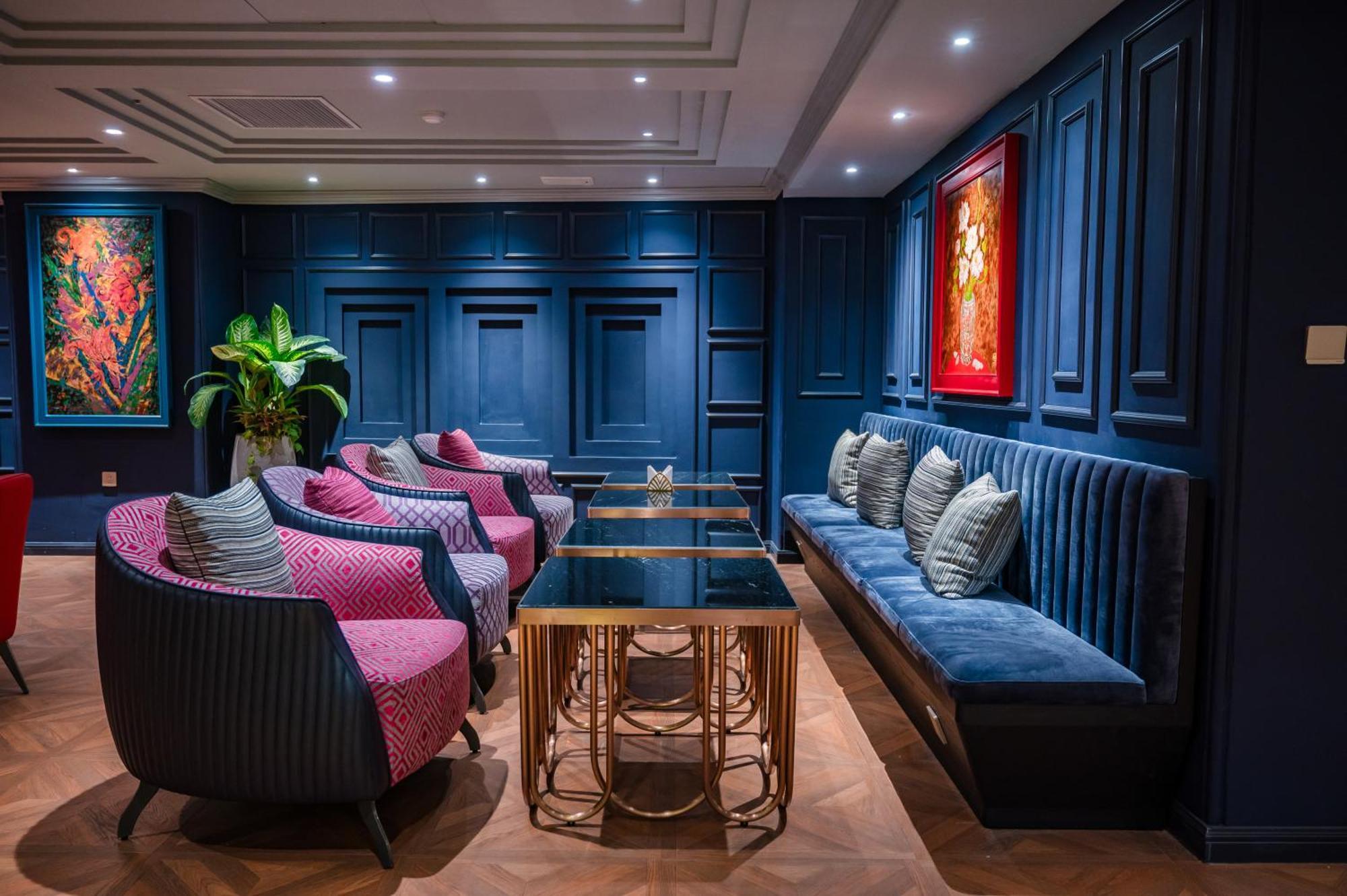 Champton Hotel