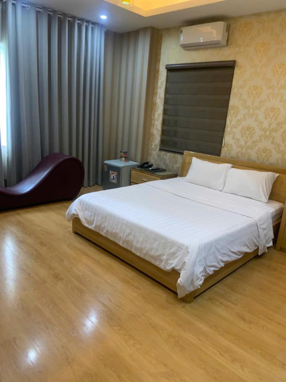 Venus Ha Noi Hotel