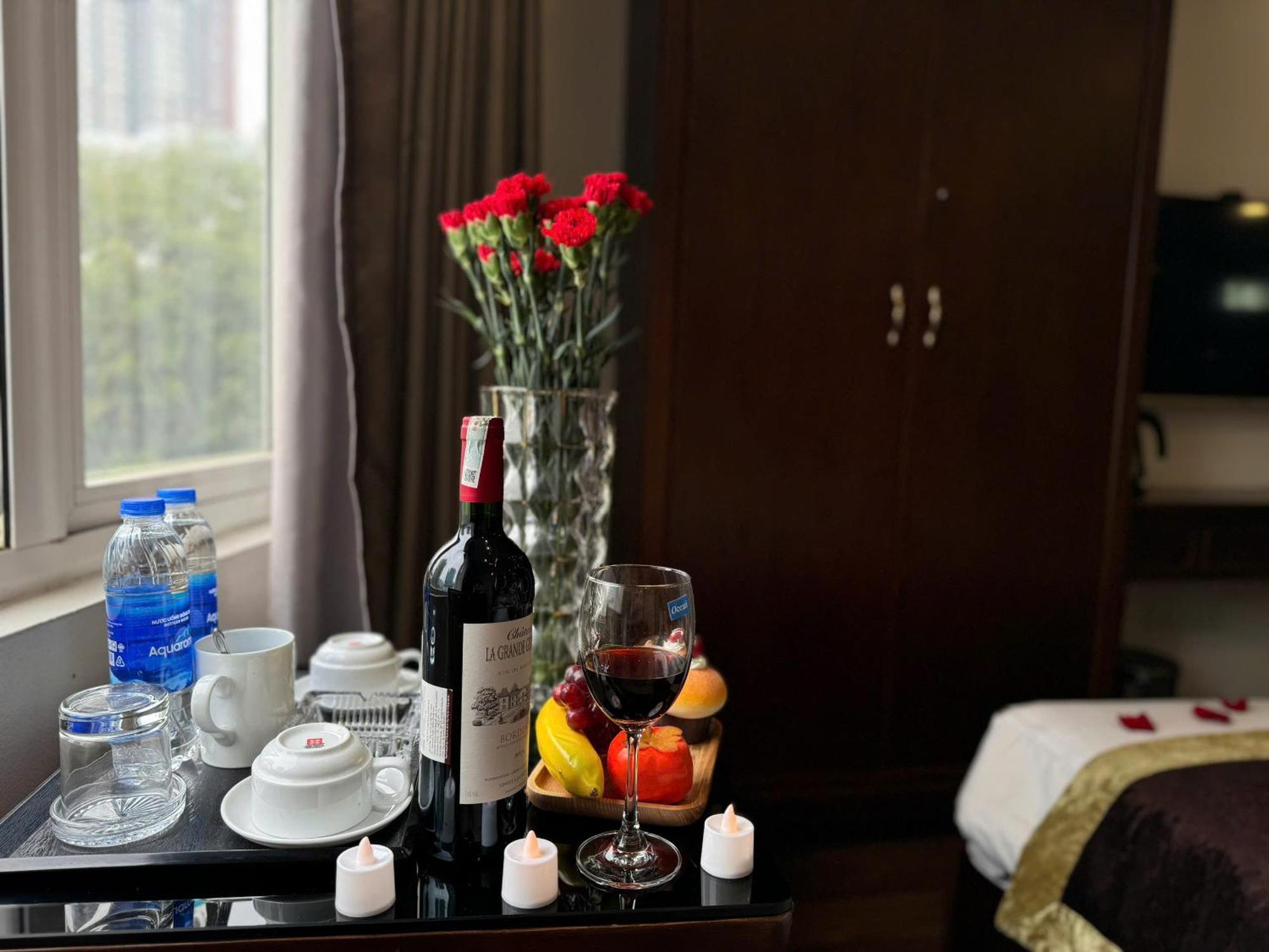 Hoang Gia Nhan Hoa Hotel