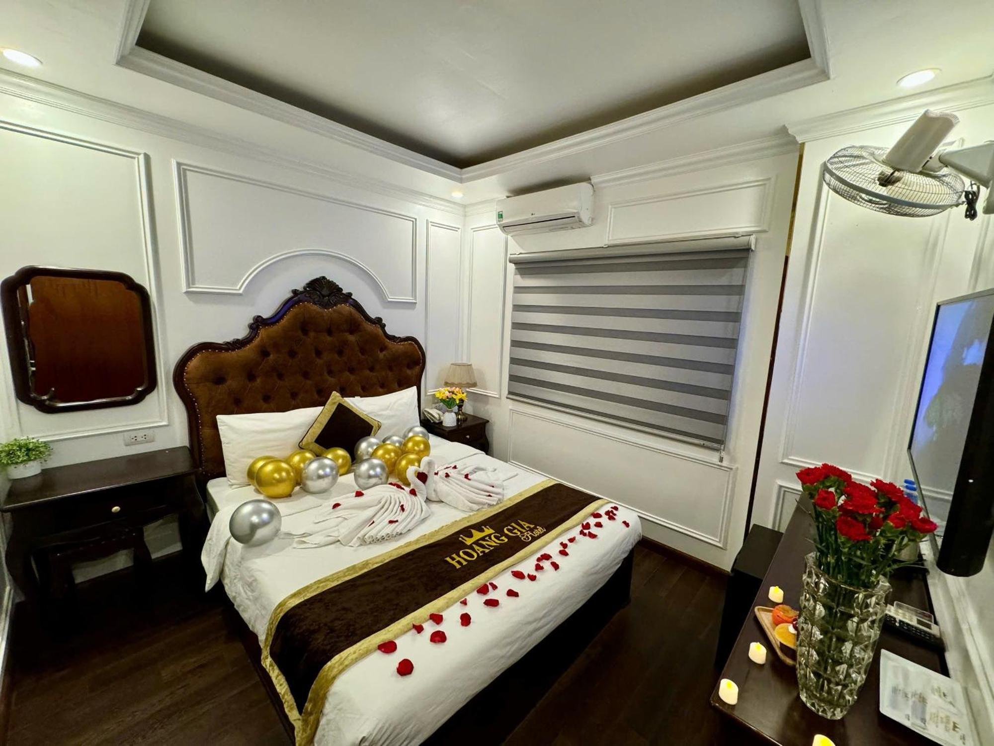 Hoang Gia Nhan Hoa Hotel