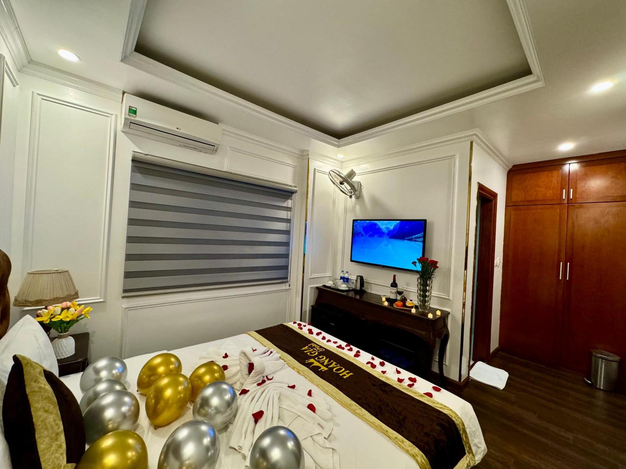 Hoang Gia Nhan Hoa Hotel 3*