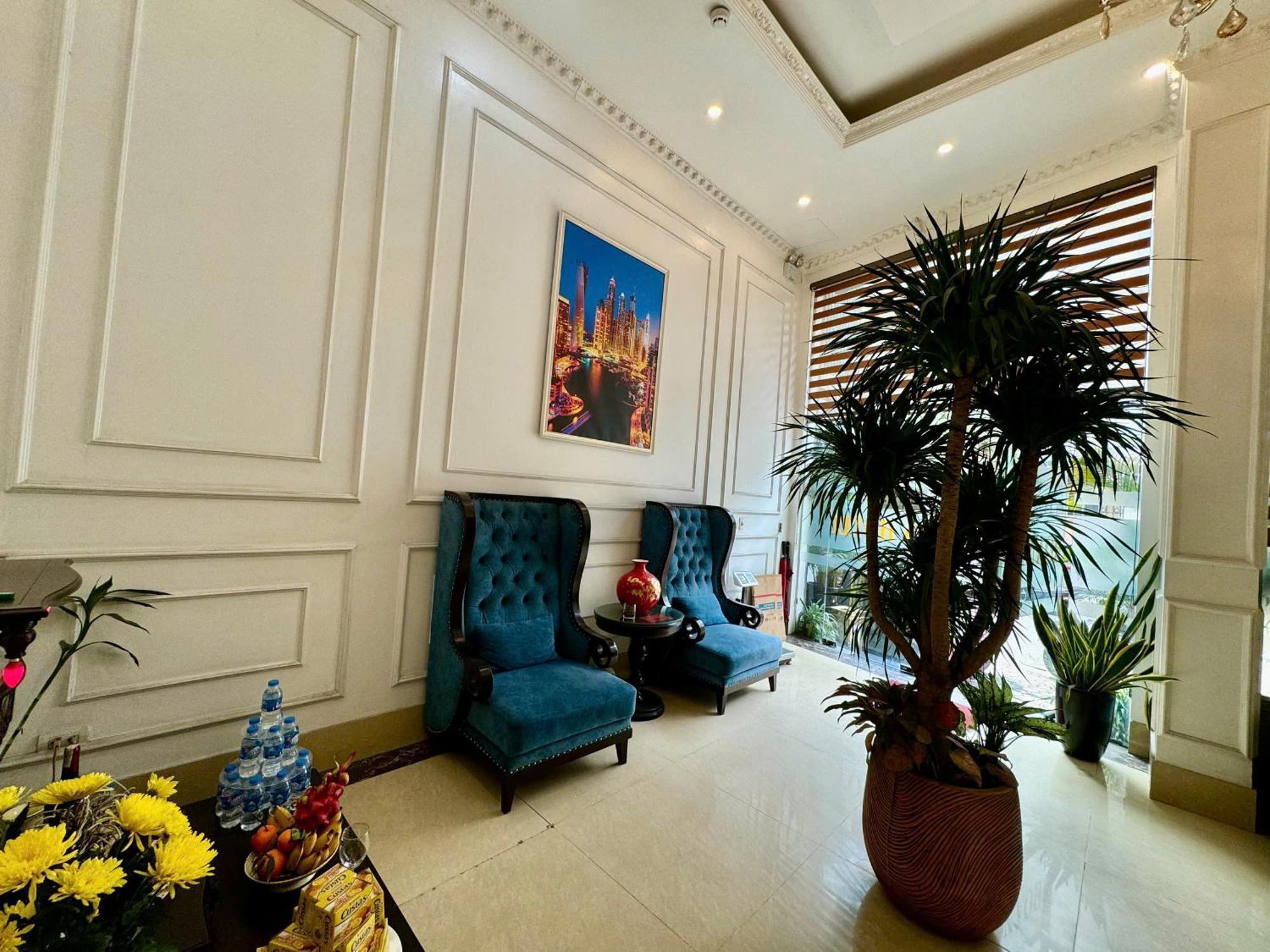 Hoang Gia Nhan Hoa Hotel