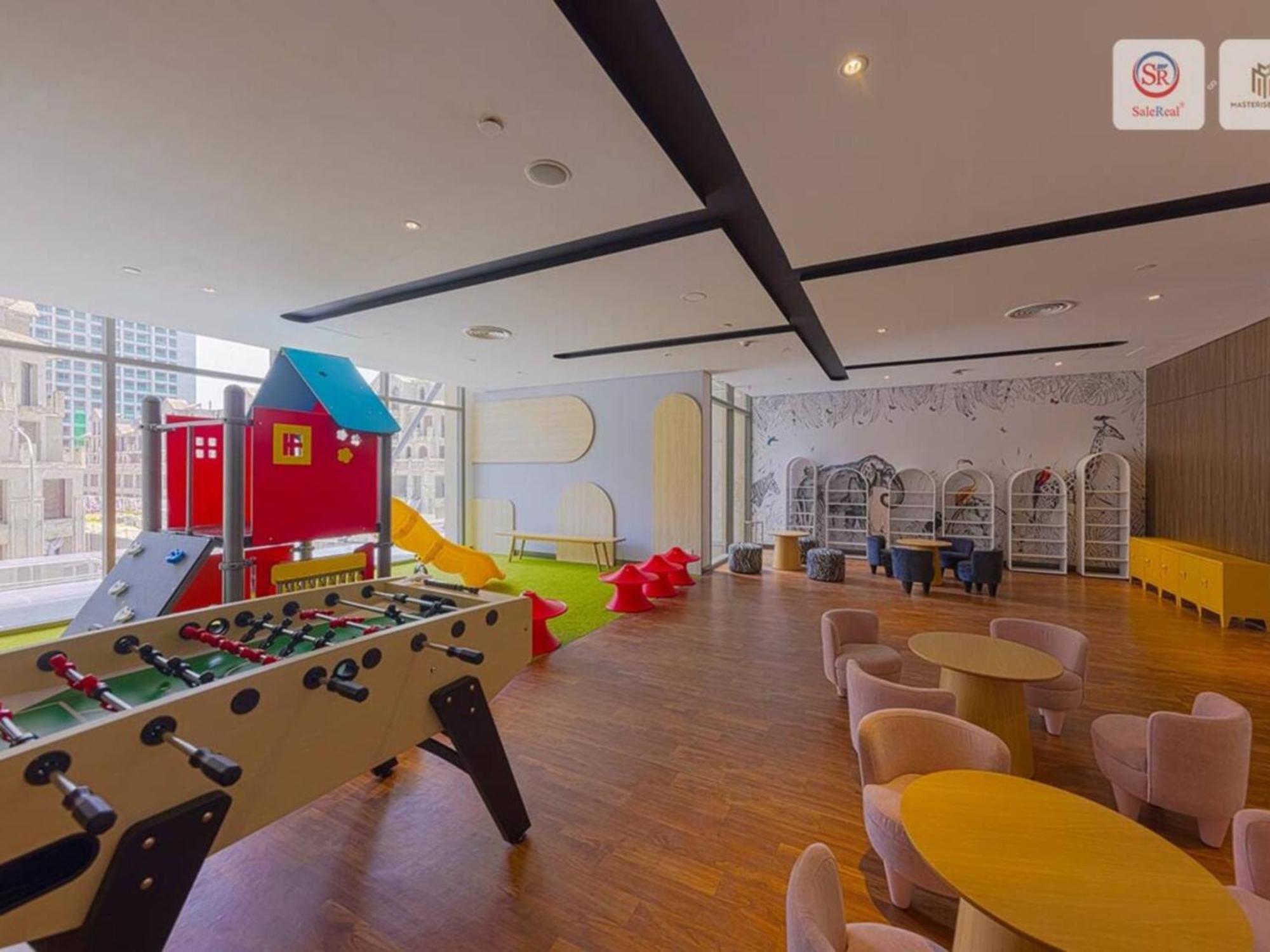Sunny Deluxe 1-bedroom And 1-living Free Gym Apartment *