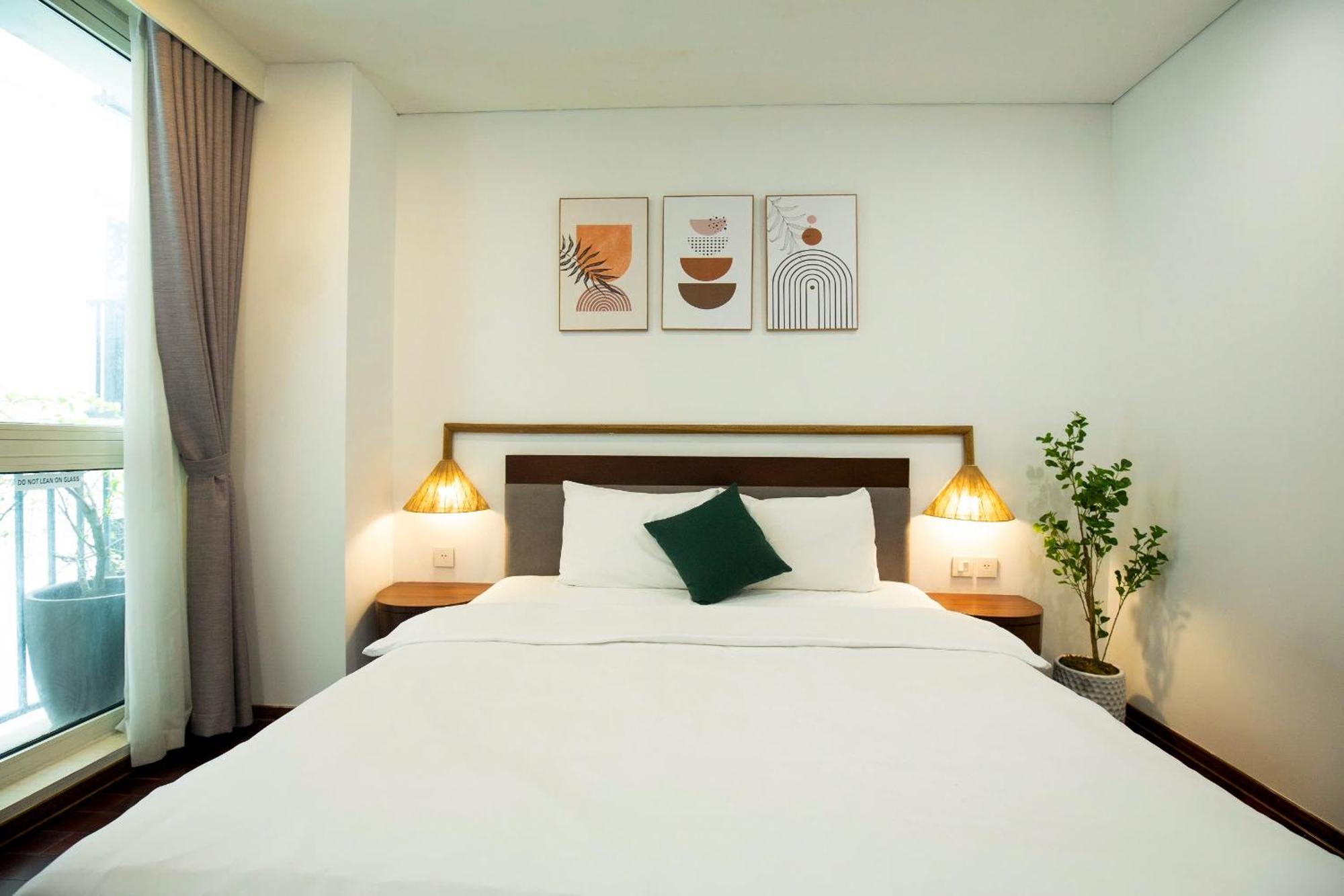 Apartment Sakamoto By Xoi Residences At Ba Dinh Center Of