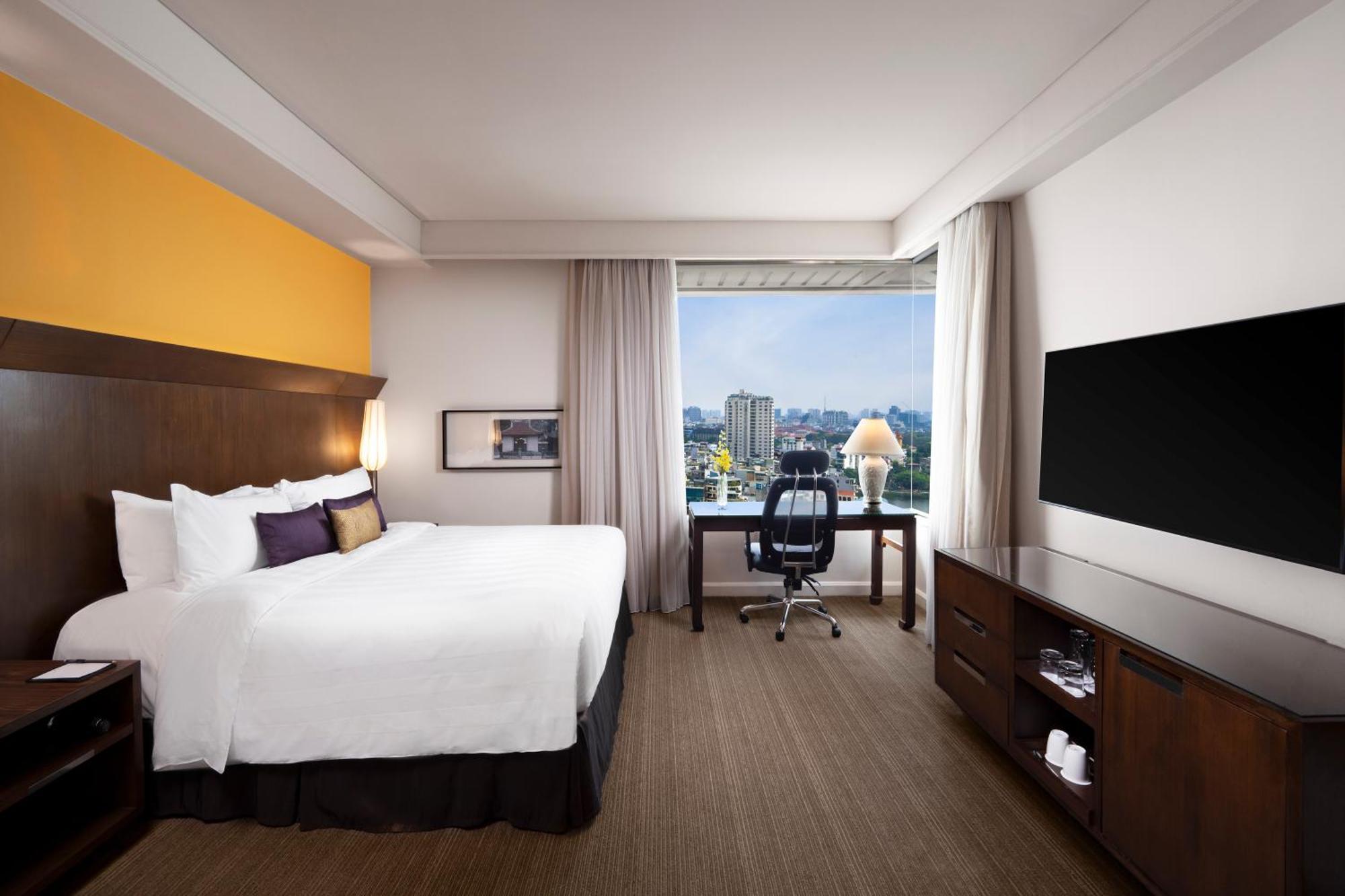 Pan Pacific Hotel