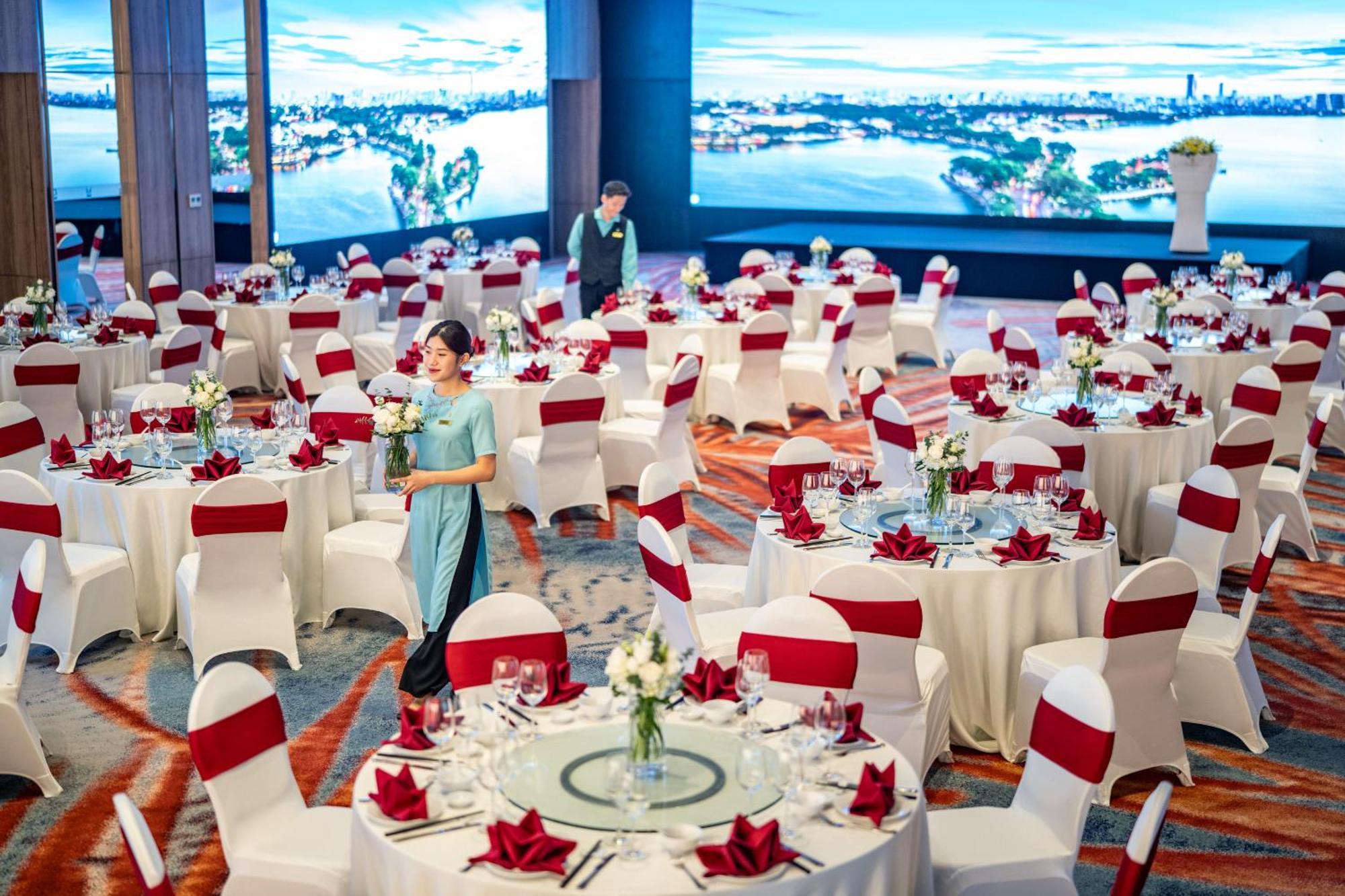 Pan Pacific Hotel