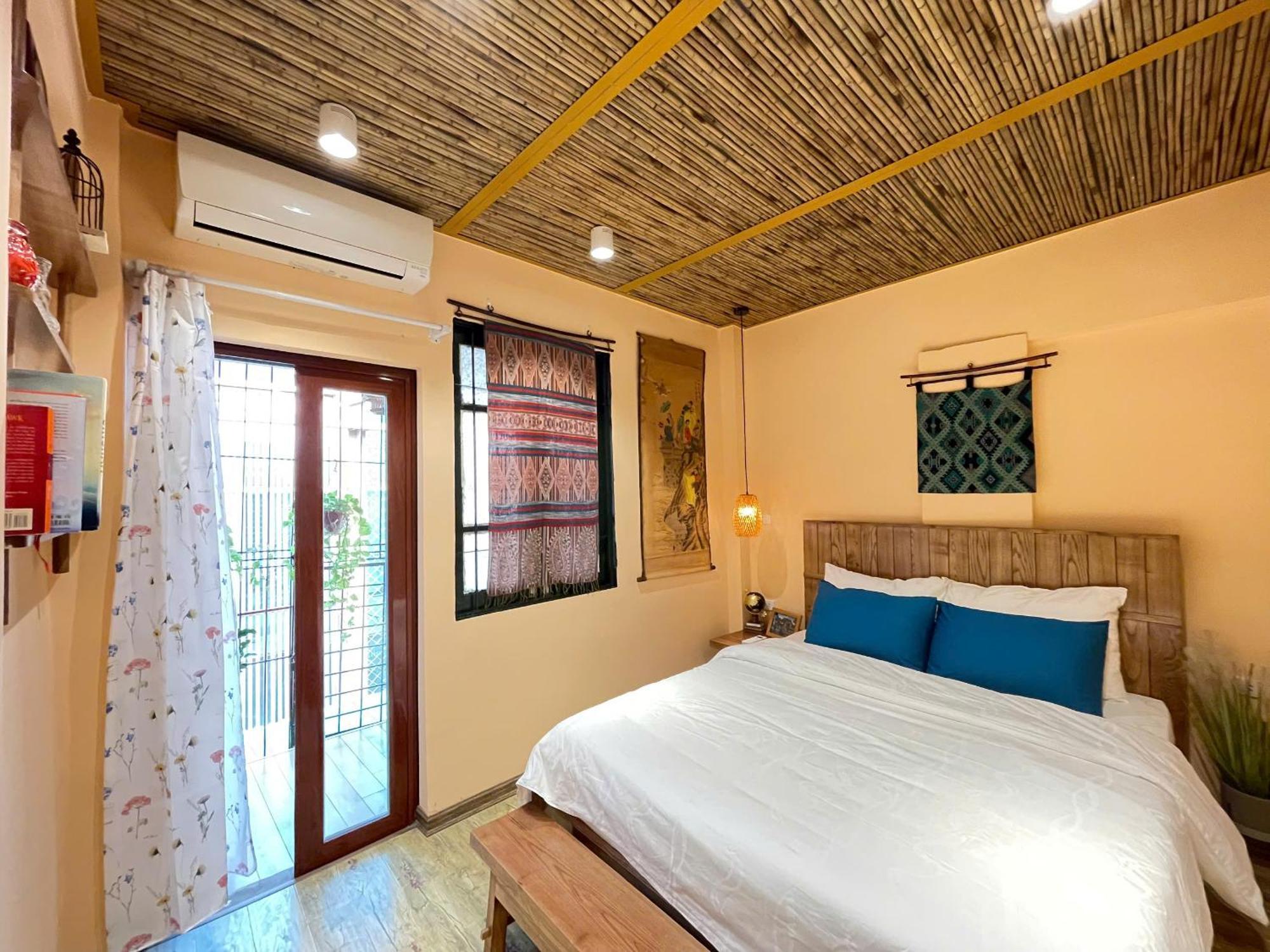 Quiet Private Apartment, 5' To Hoan Kiem Lake, 2 Balconies, 1 Bedroom, Free Wifi - Netflix, Zeit 506 Hanoi