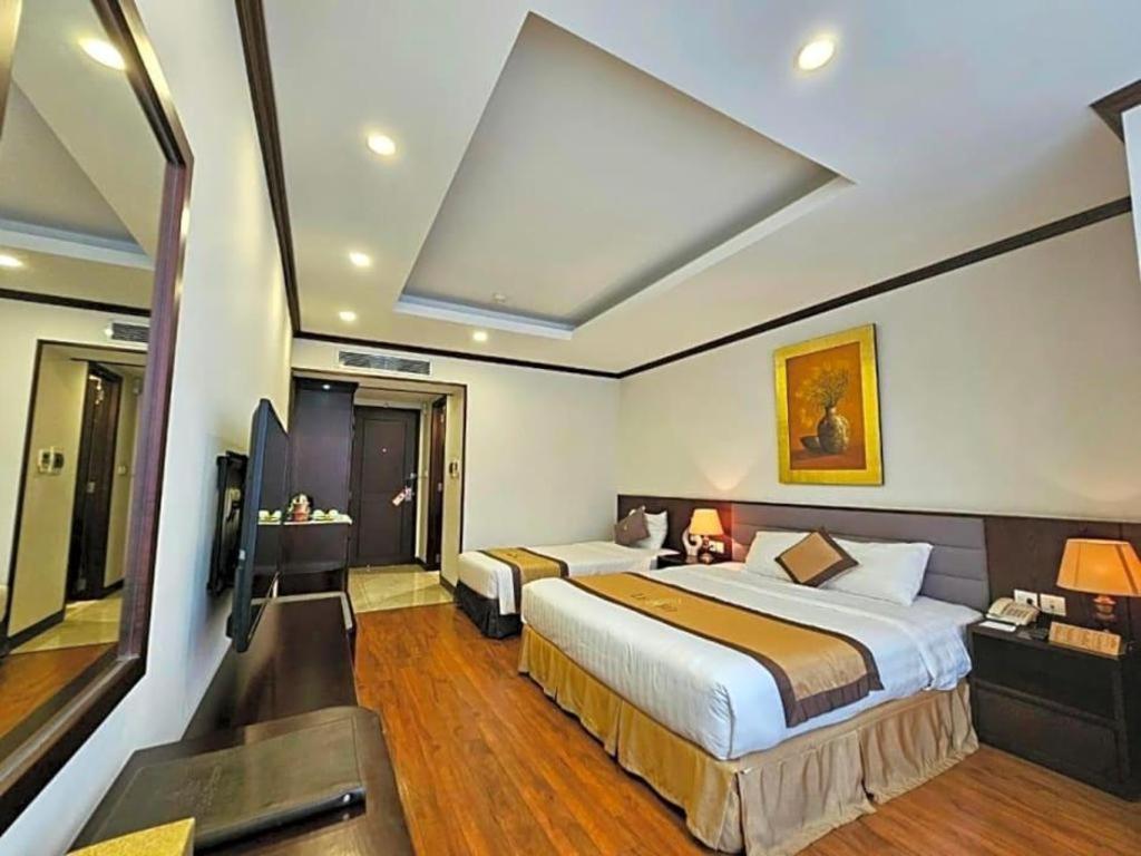 Hotel Lenid Tho Nhuom