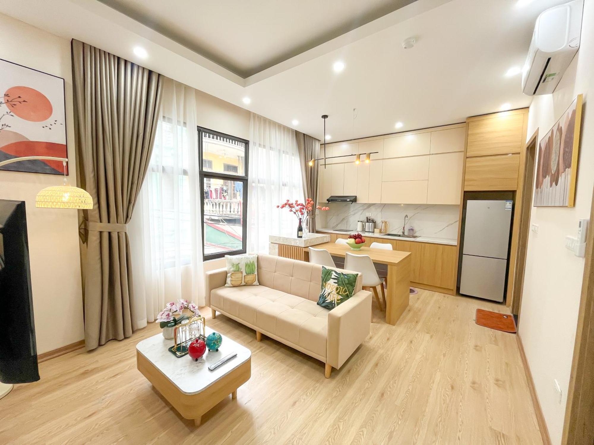 Guest house Amazing Housing & Hanoi