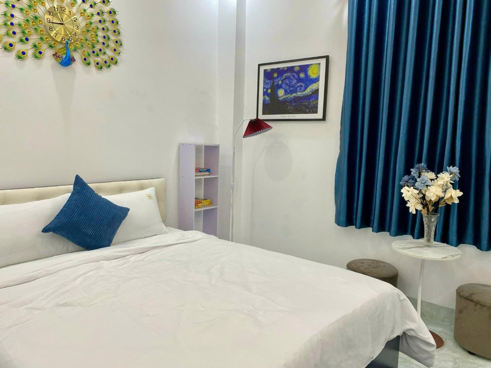 The Grand Diamond C - Ho View Dep Gan Times Apartment Hanoi