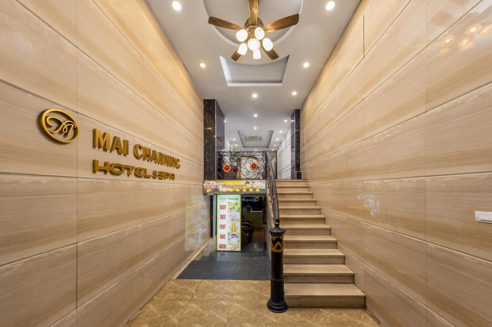 Mai Charming And Hanoi