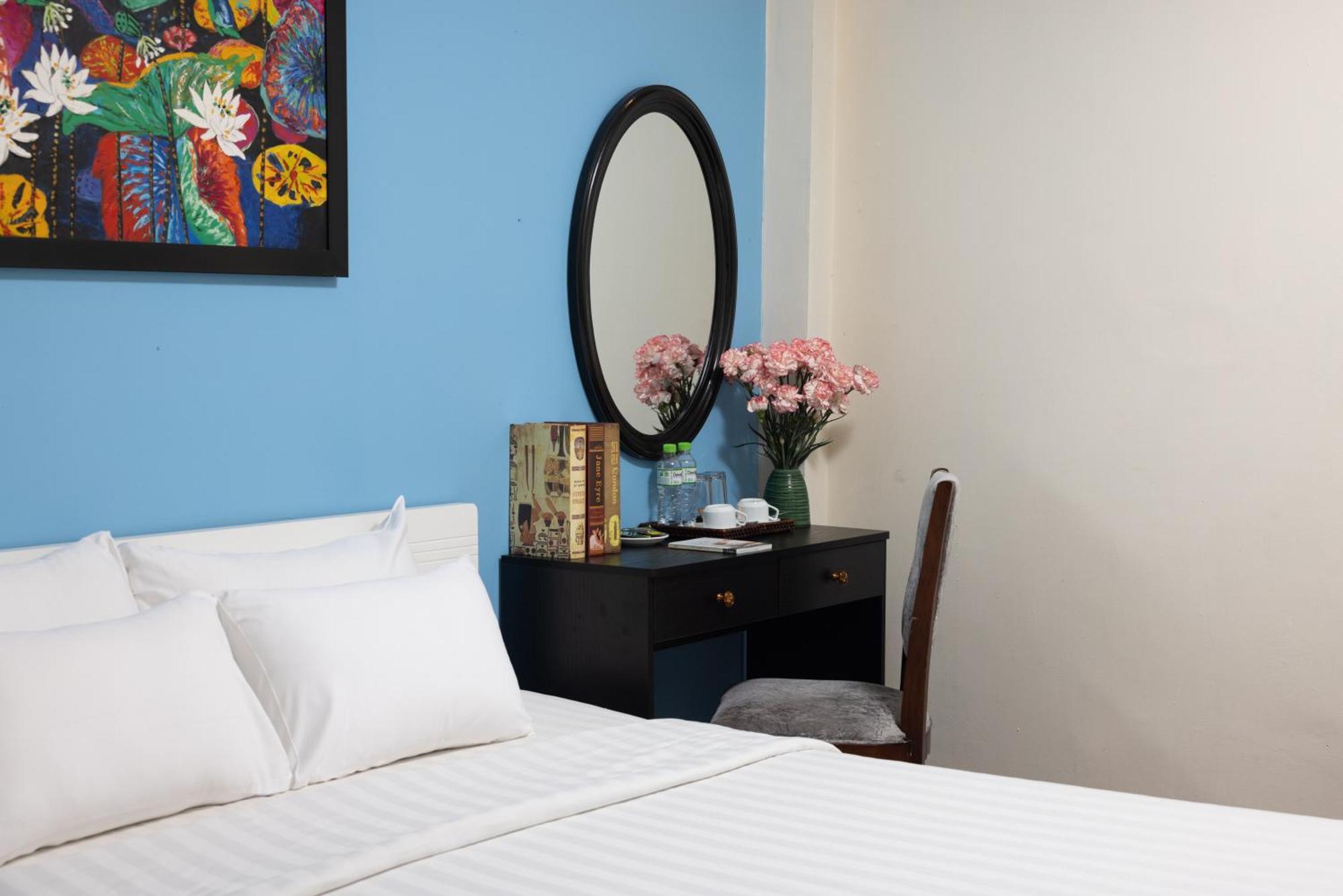 Mai Charming And Hotel 3*