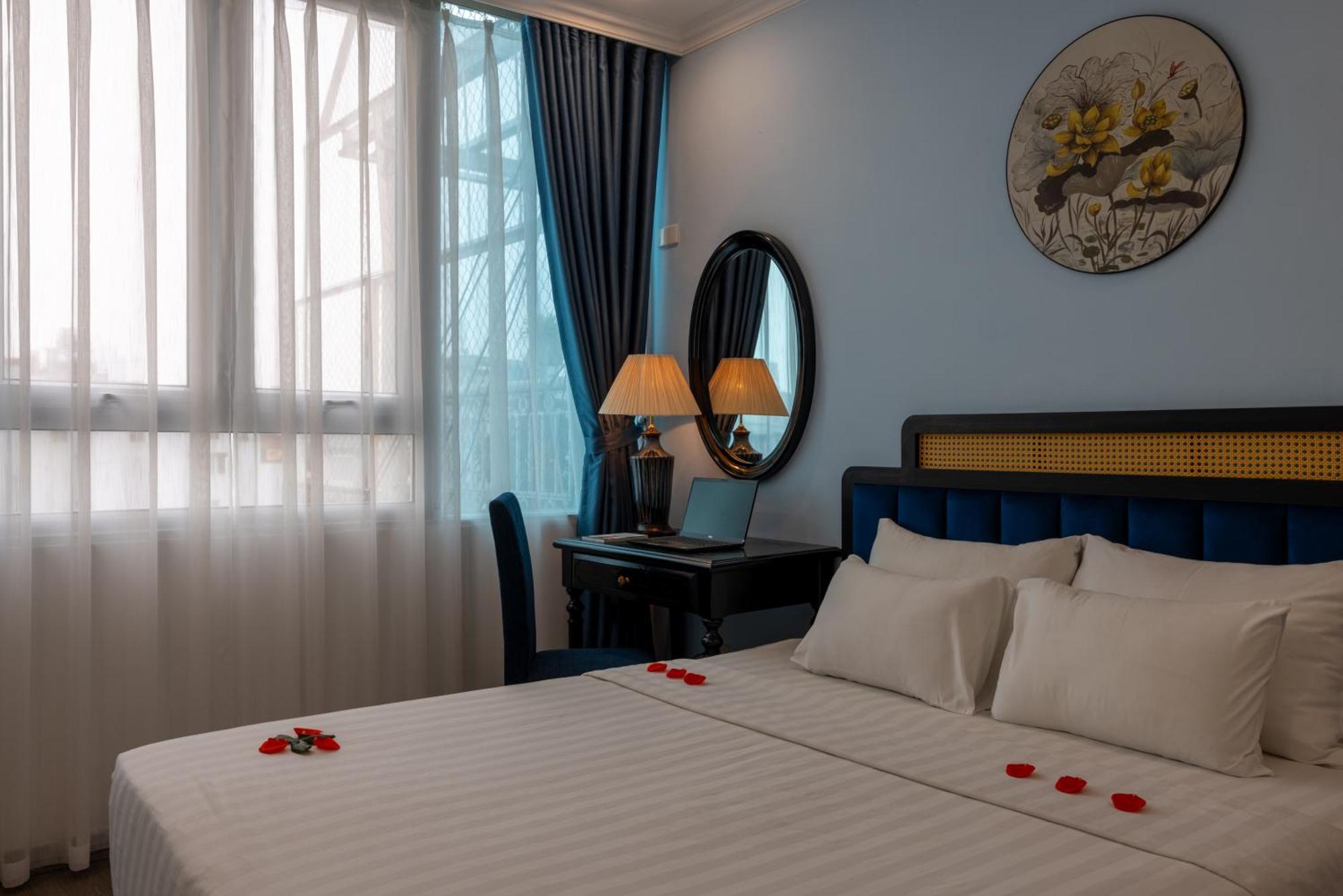 Mai Charming And Hotel Hanoi