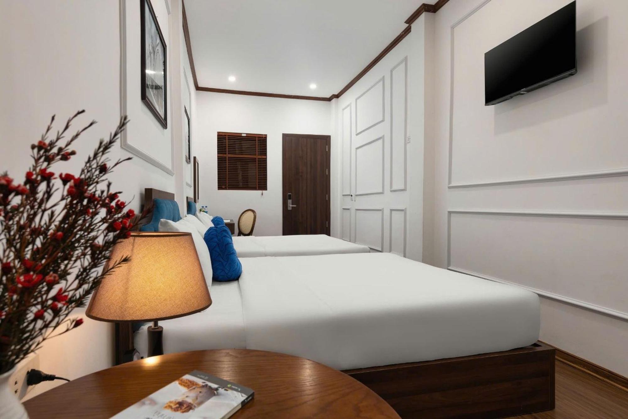 Hotel The Ambery Boutique & Travel