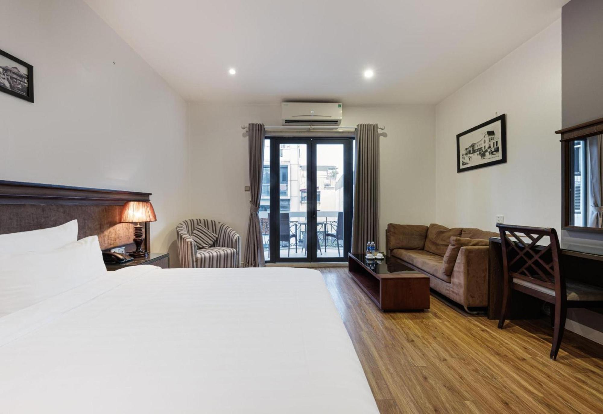 Collection O Le Grand - The Tryst Hanoi