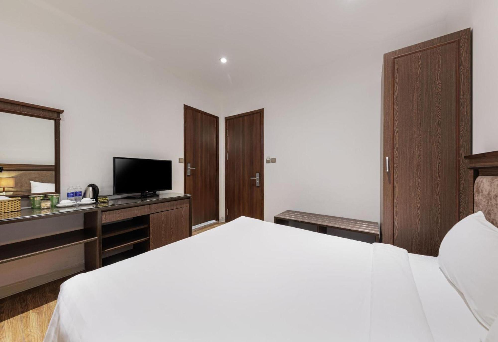 Collection O Le Grand - The Tryst Hotel