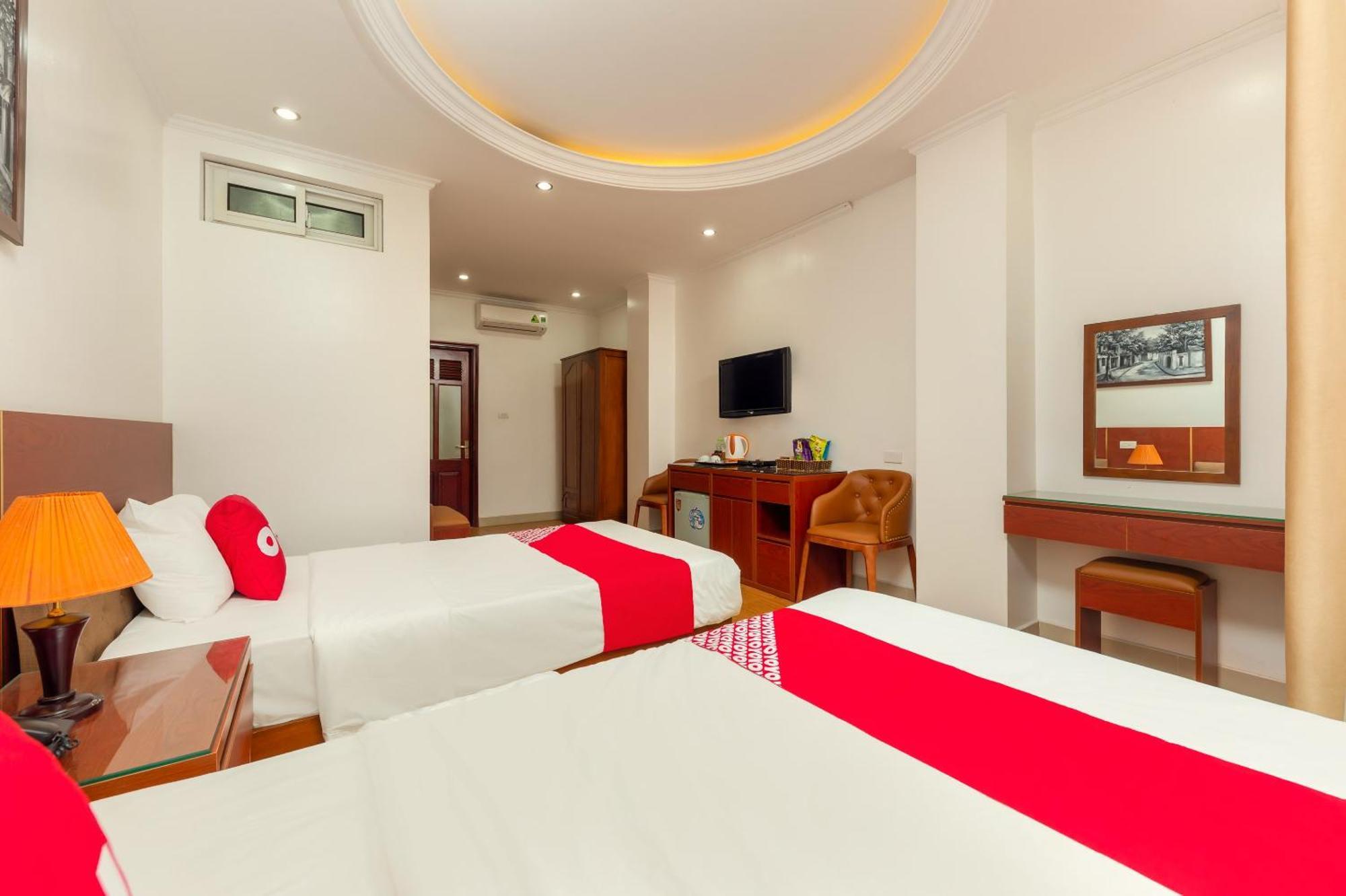 Hotel Oyo 387 Bach Duong
