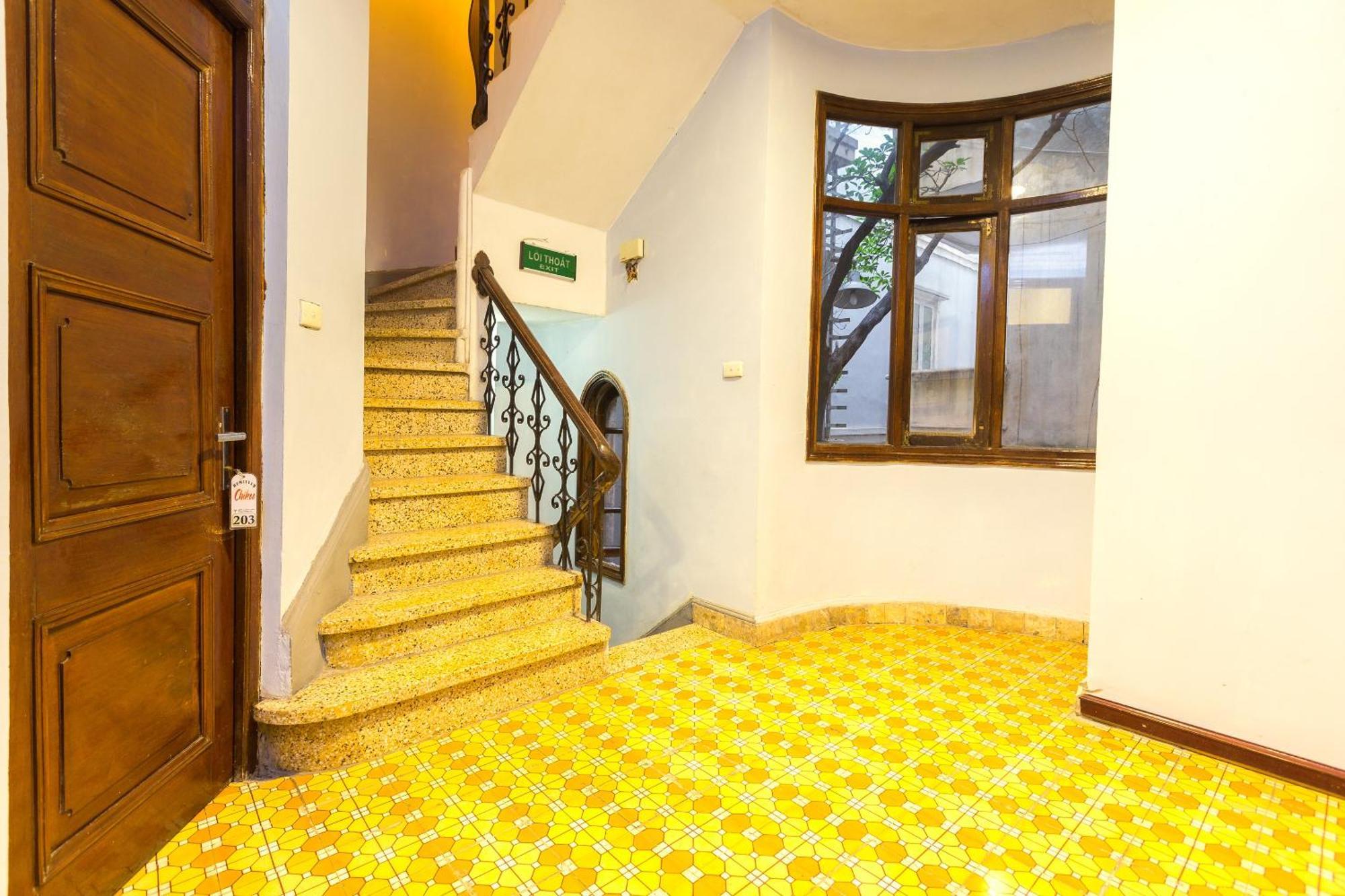 Chikoo Spot-on Hotel 2*