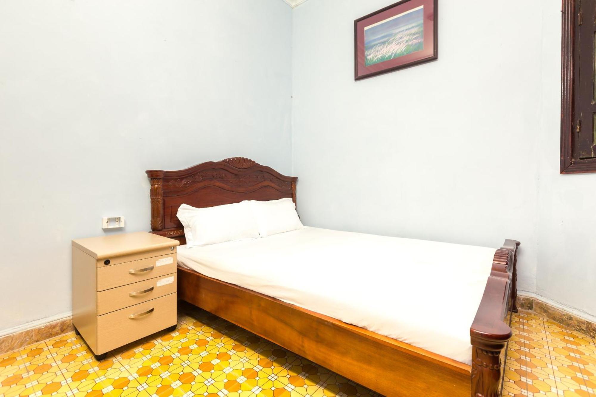 Hotel Chikoo Spot-on