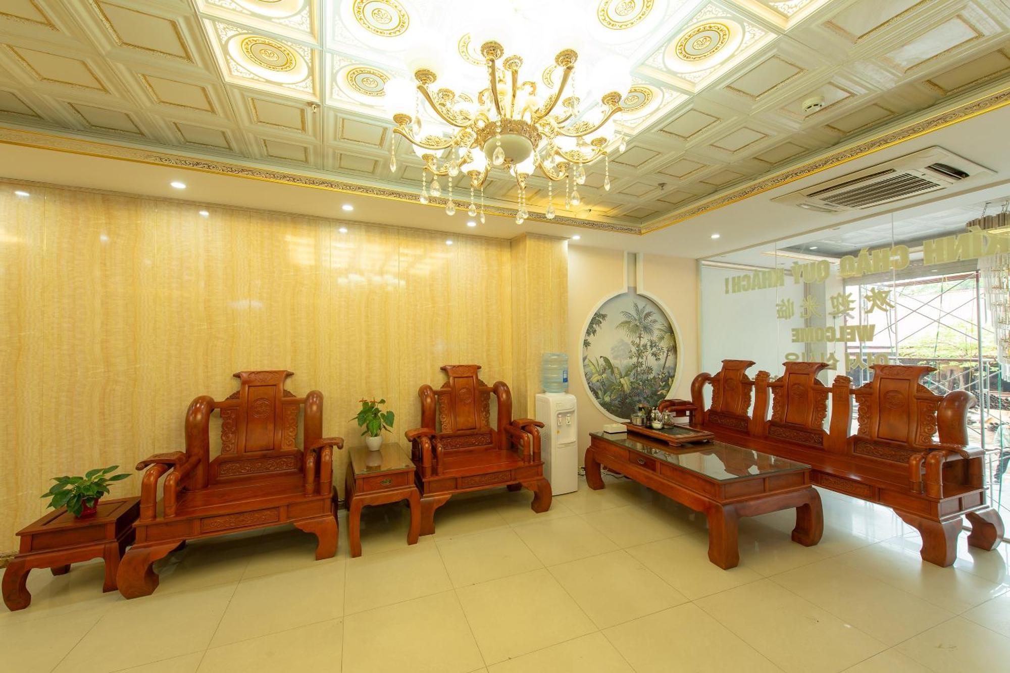 Hotel Capital O 417 Truong Son