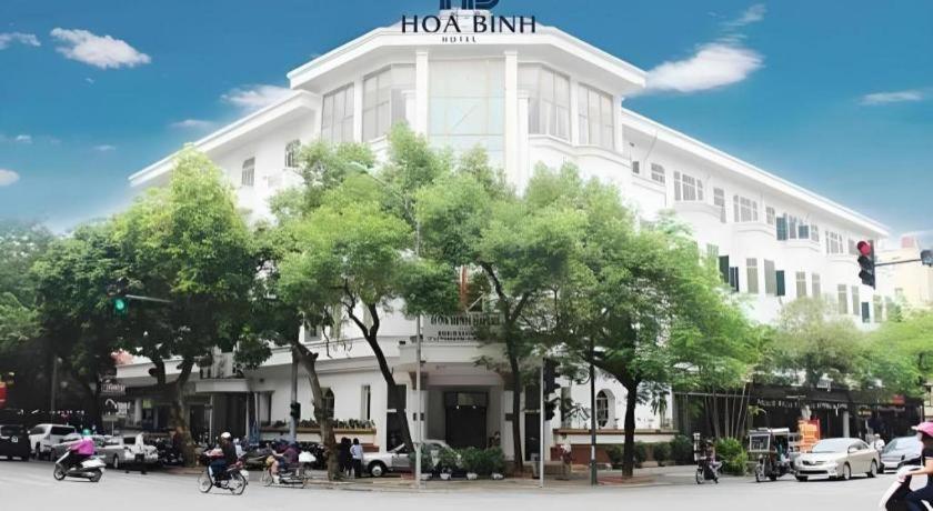 Hoa Binh Hotel