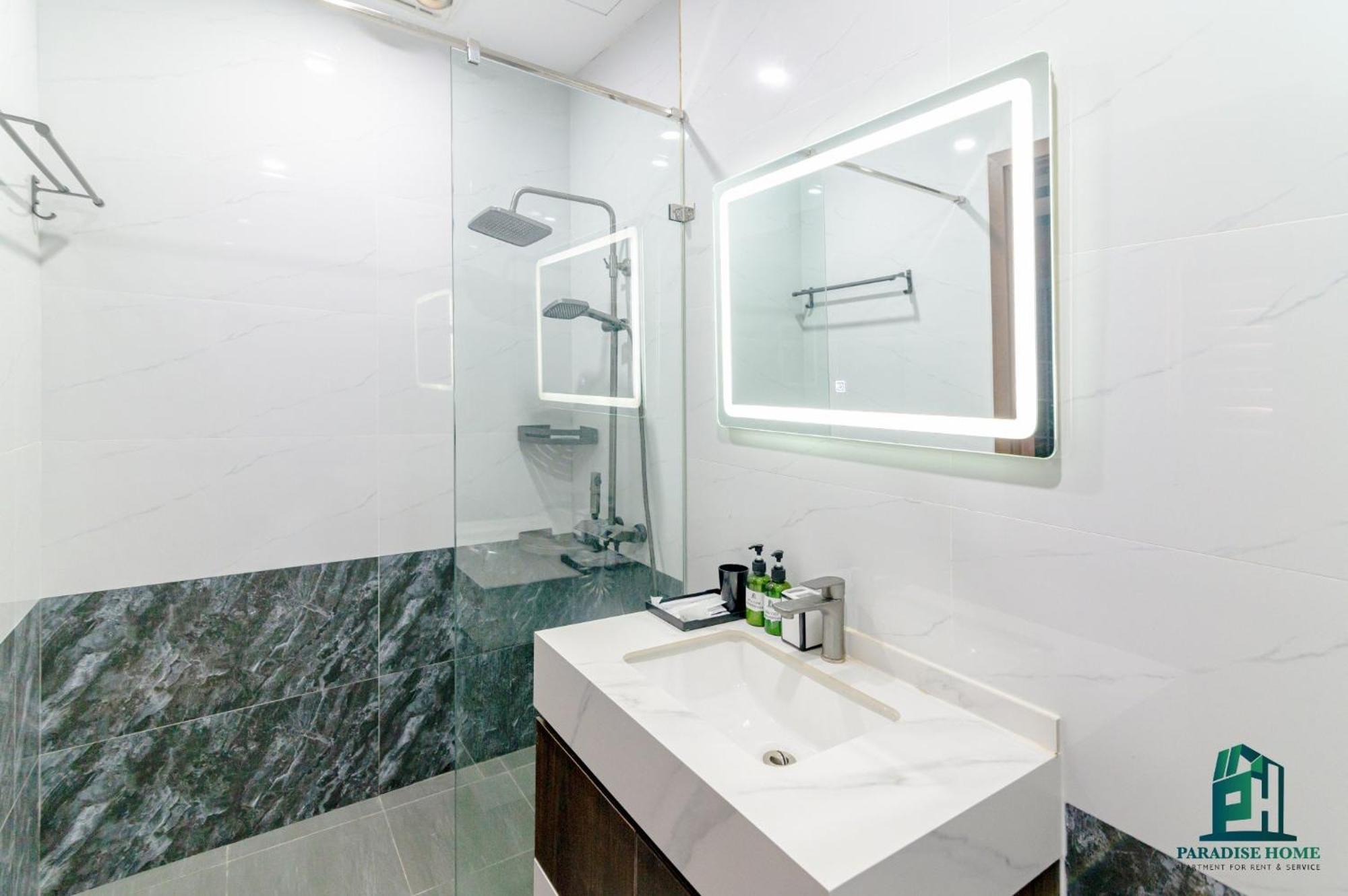 Luxe Paradise Dang Thai Mai Apartment Hanoi
