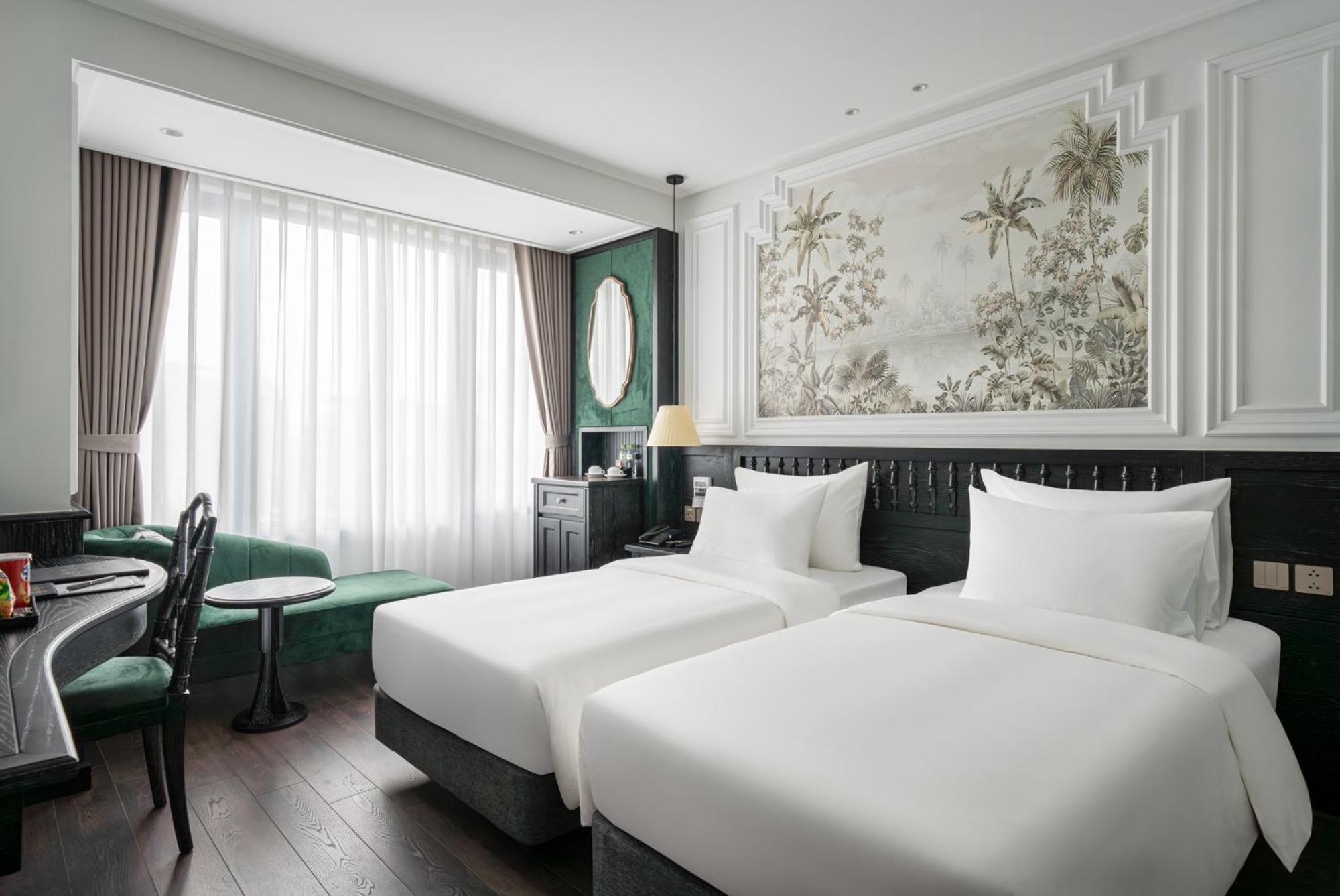 Luxe Paradise Premium Hotel