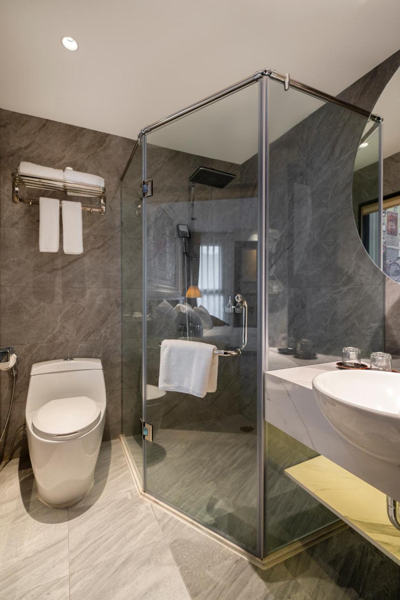 Luxe Paradise Premium Hotel 4*