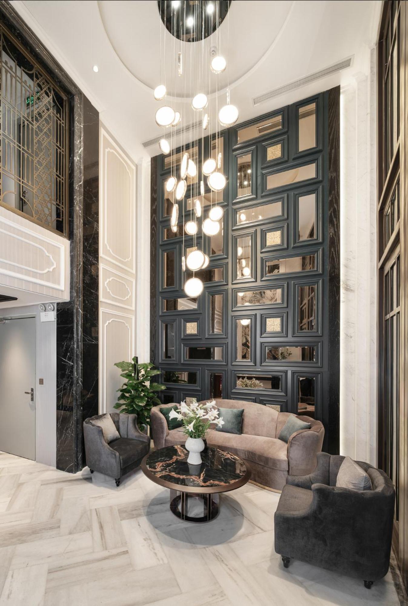 Luxe Paradise Premium 4* Hanoi