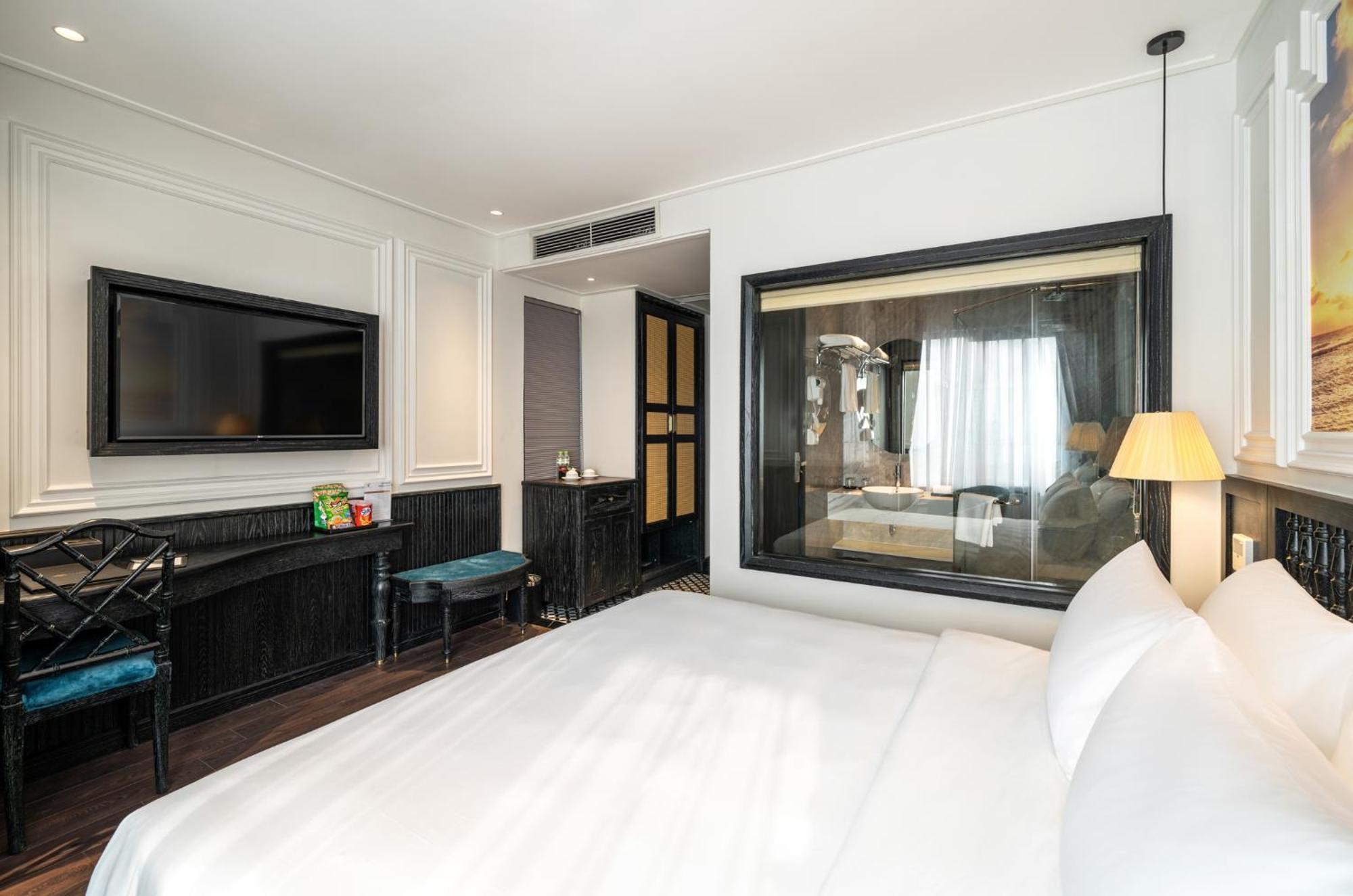 Hotel Luxe Paradise Premium Pham Hong Thai 4*