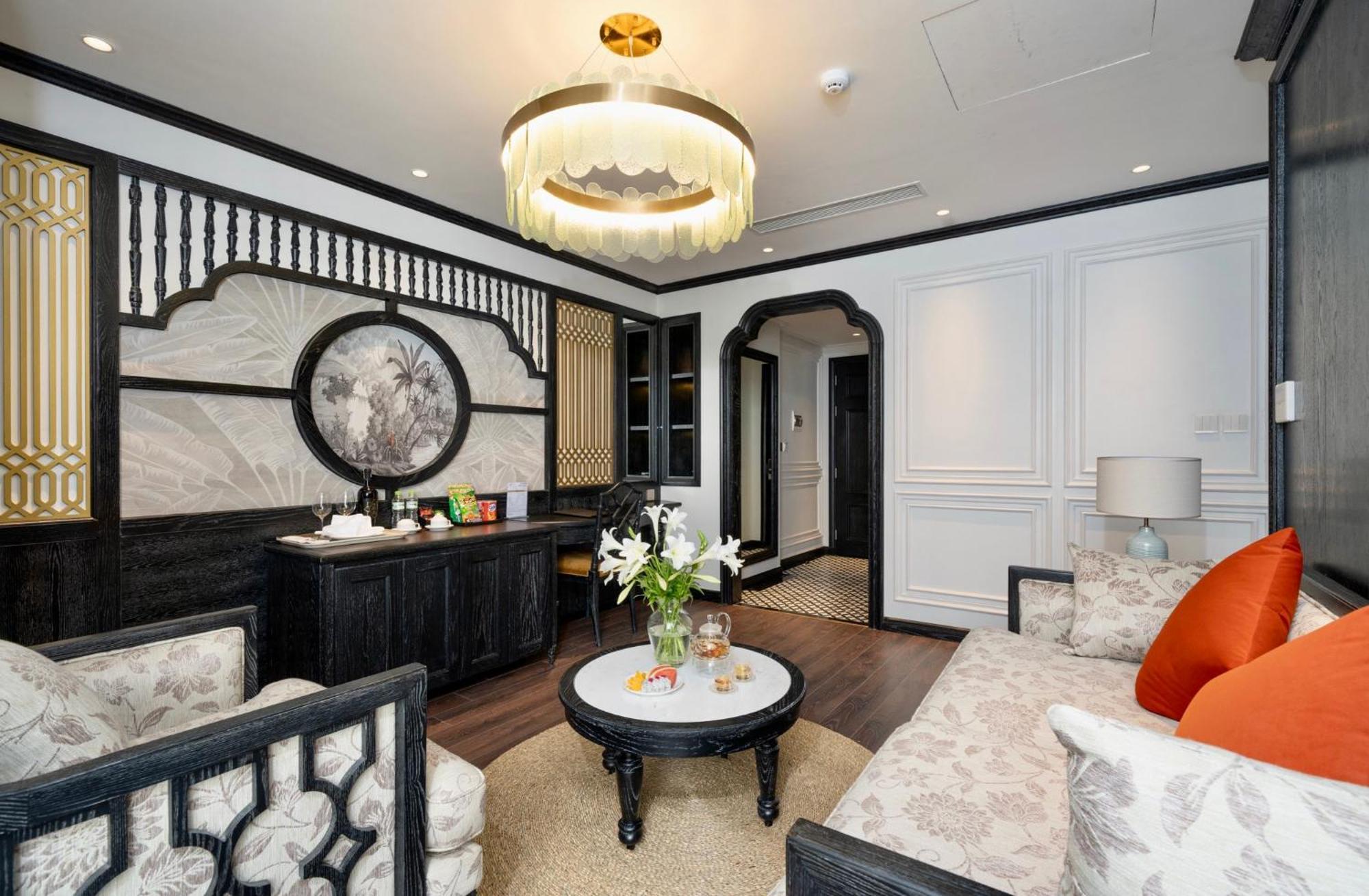 Hotel Luxe Paradise Premium Pham Hong Thai
