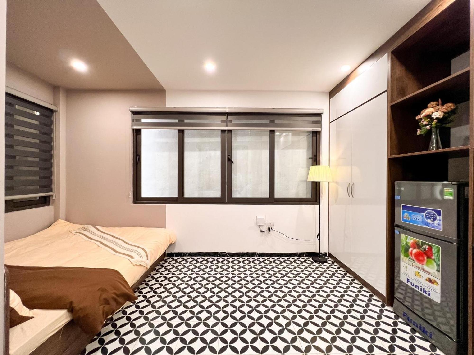 Nine Housing 127 Hao Nam *