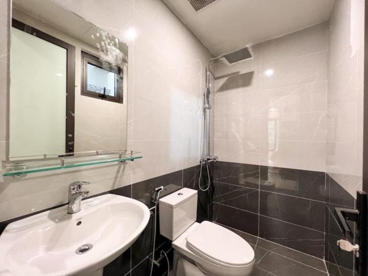 Nine Housing 279 Doi *